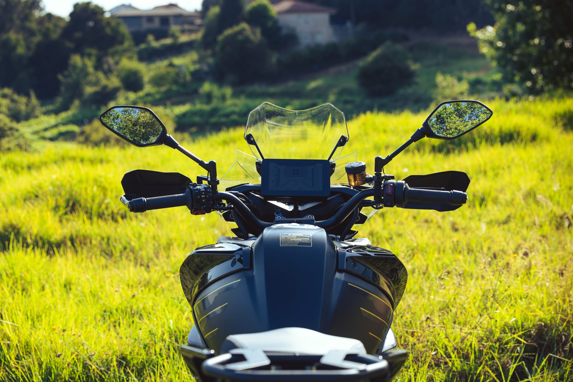 测试QJ电机SRT 900 S/SX