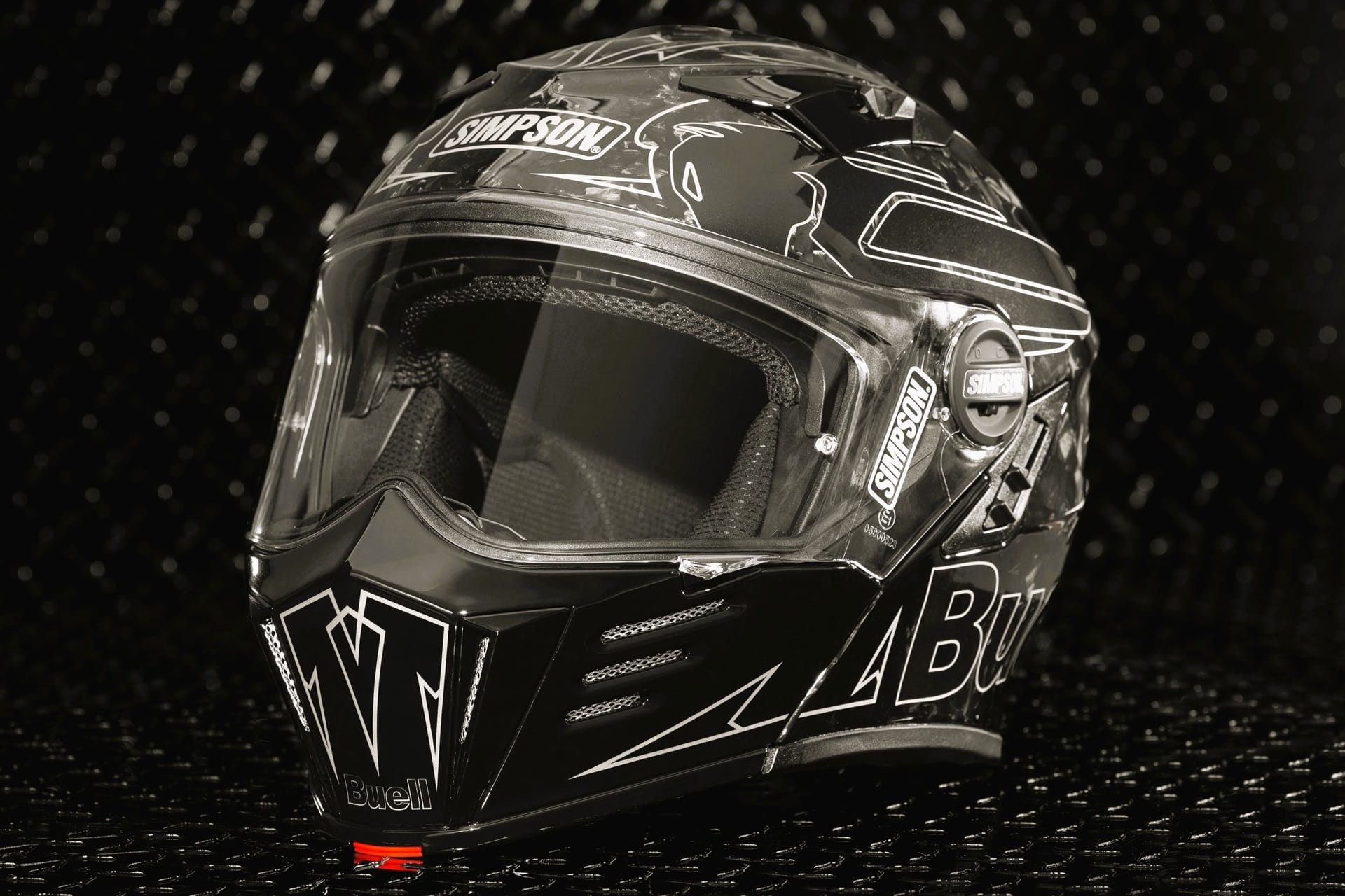 Simpson X Buell：洋基品牌不仅打开了一系列新系列的摩托车，而且还开放了自己的头盔模型