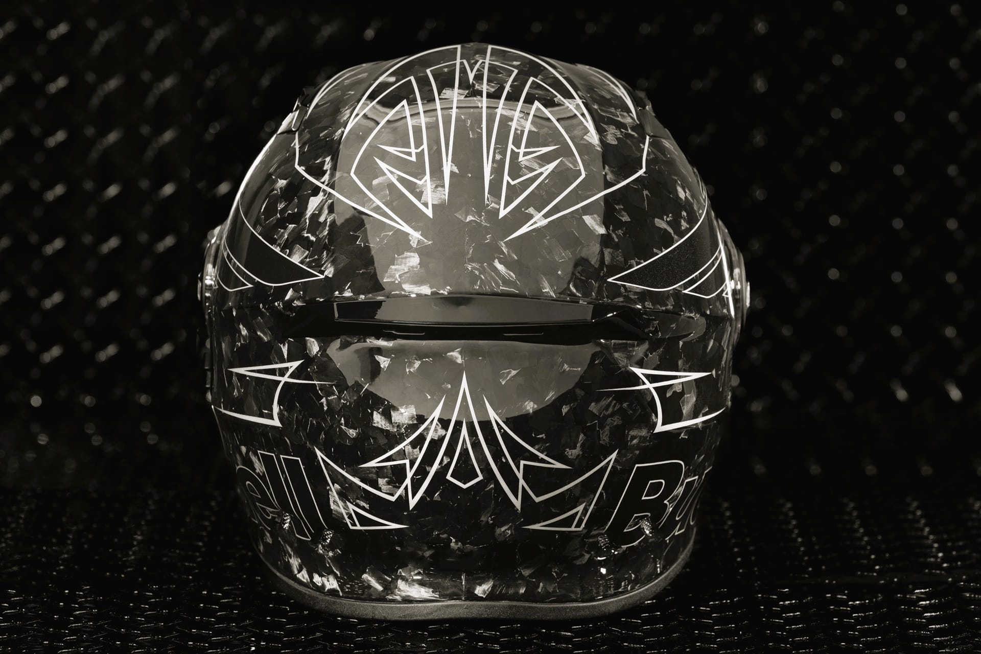 Simpson X Buell：洋基品牌不仅打开了一系列新系列的摩托车，而且还开放了自己的头盔模型