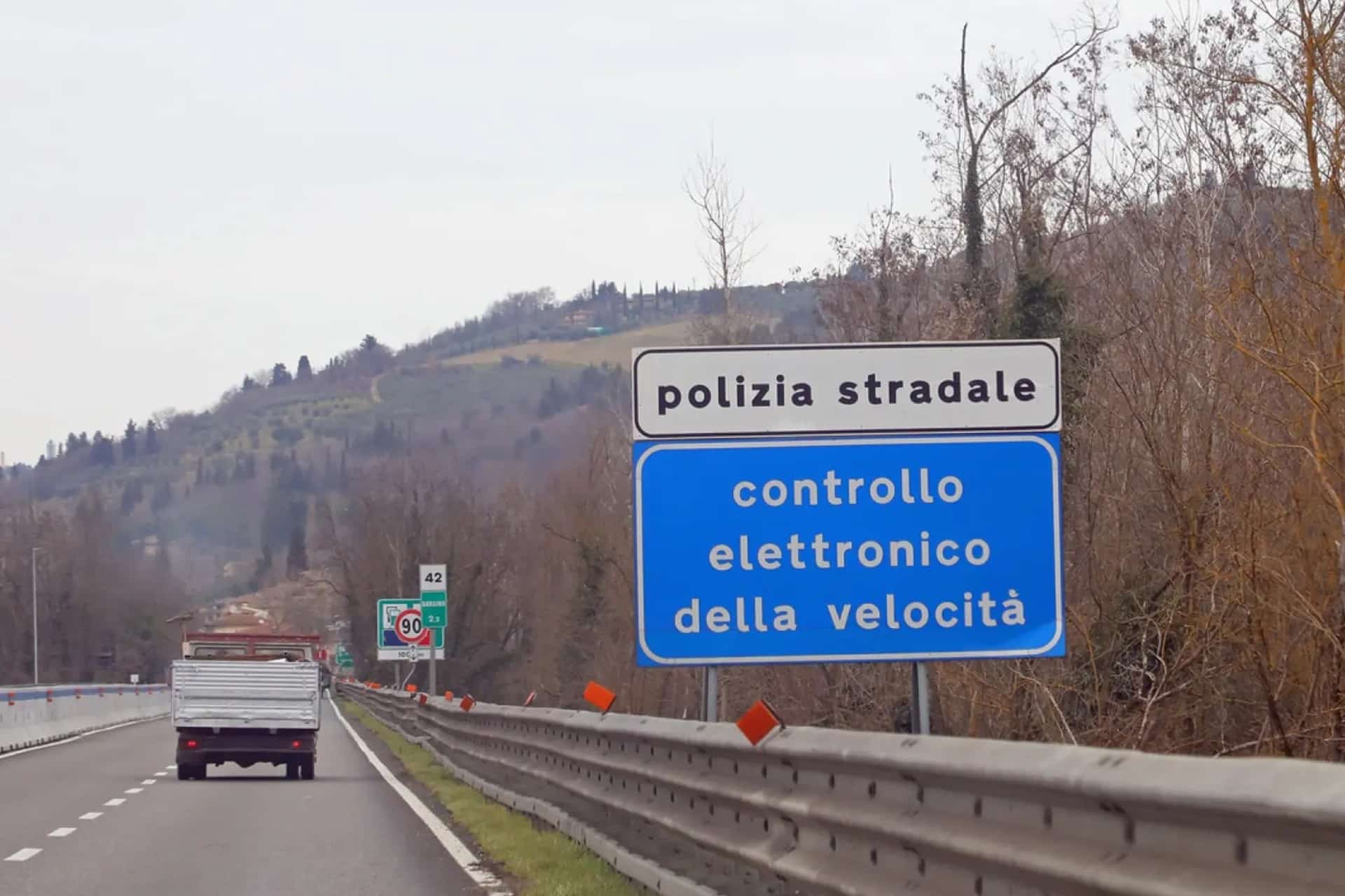 La burocracia italiana amenaza el funcionamiento de 10.000 radares en Italia