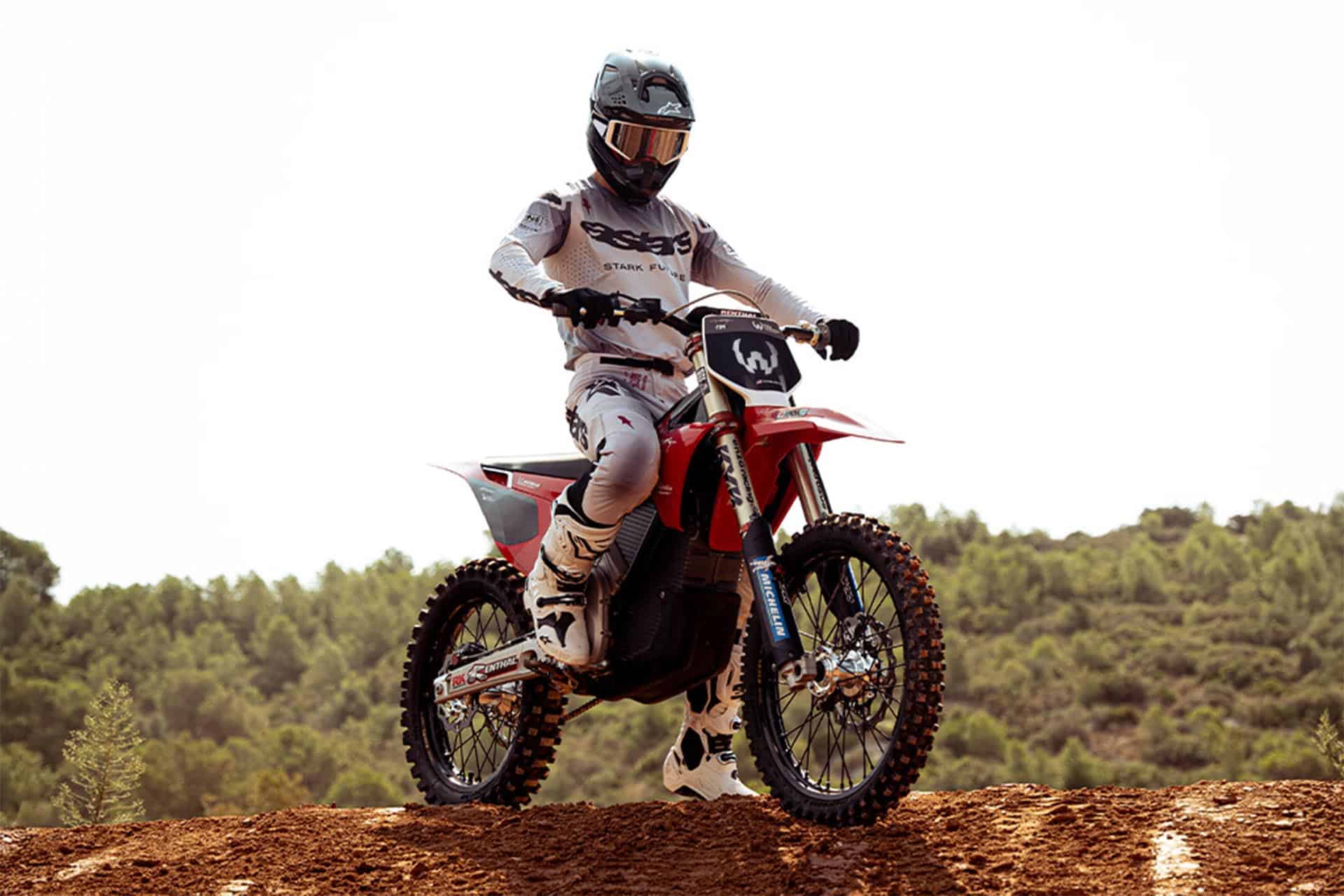 斯塔克瓦尔格将面对汽油摩托车