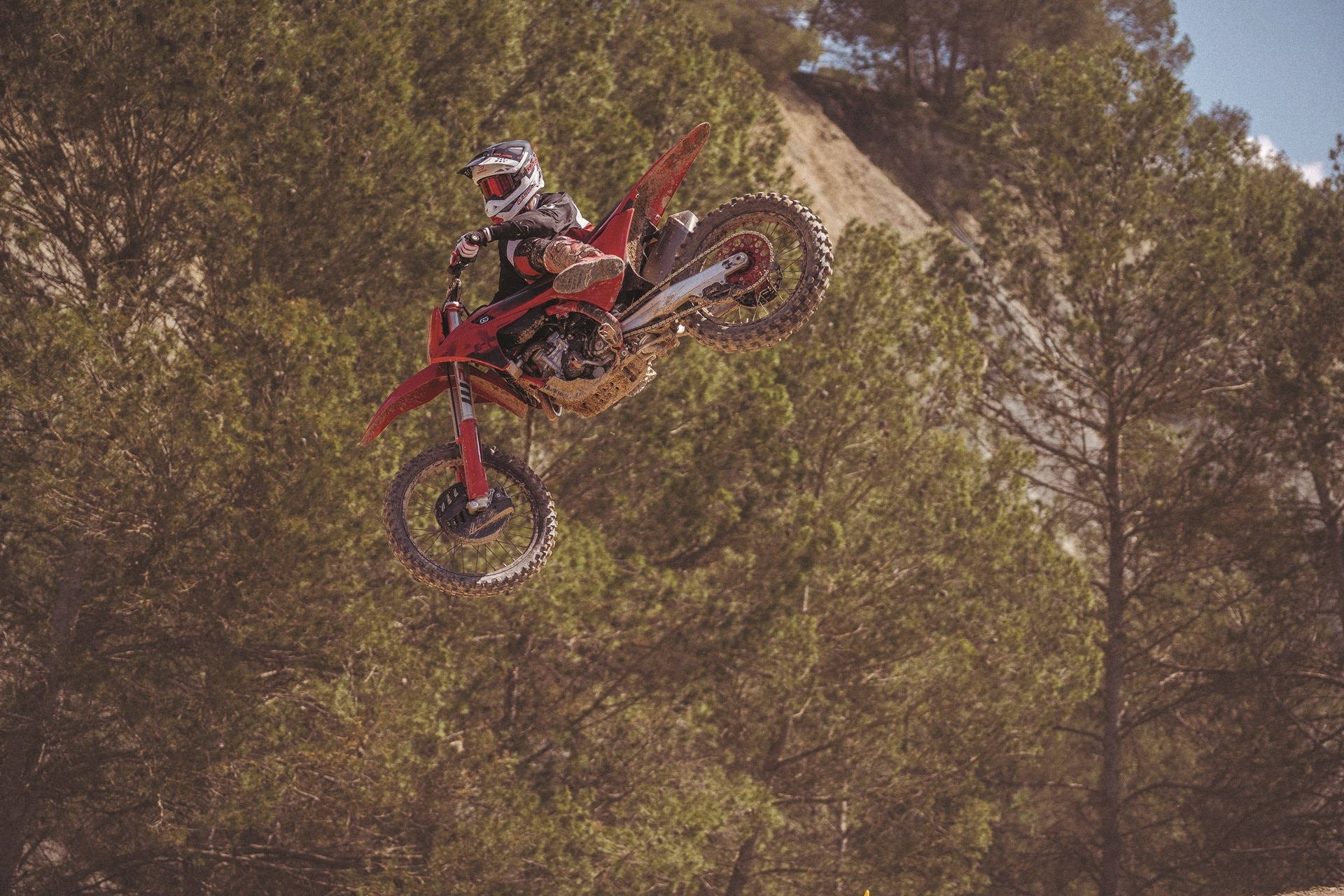 Gasgas Gamas 2026：该品牌揭示了下个赛季的新越野摩托车和Enduro车型