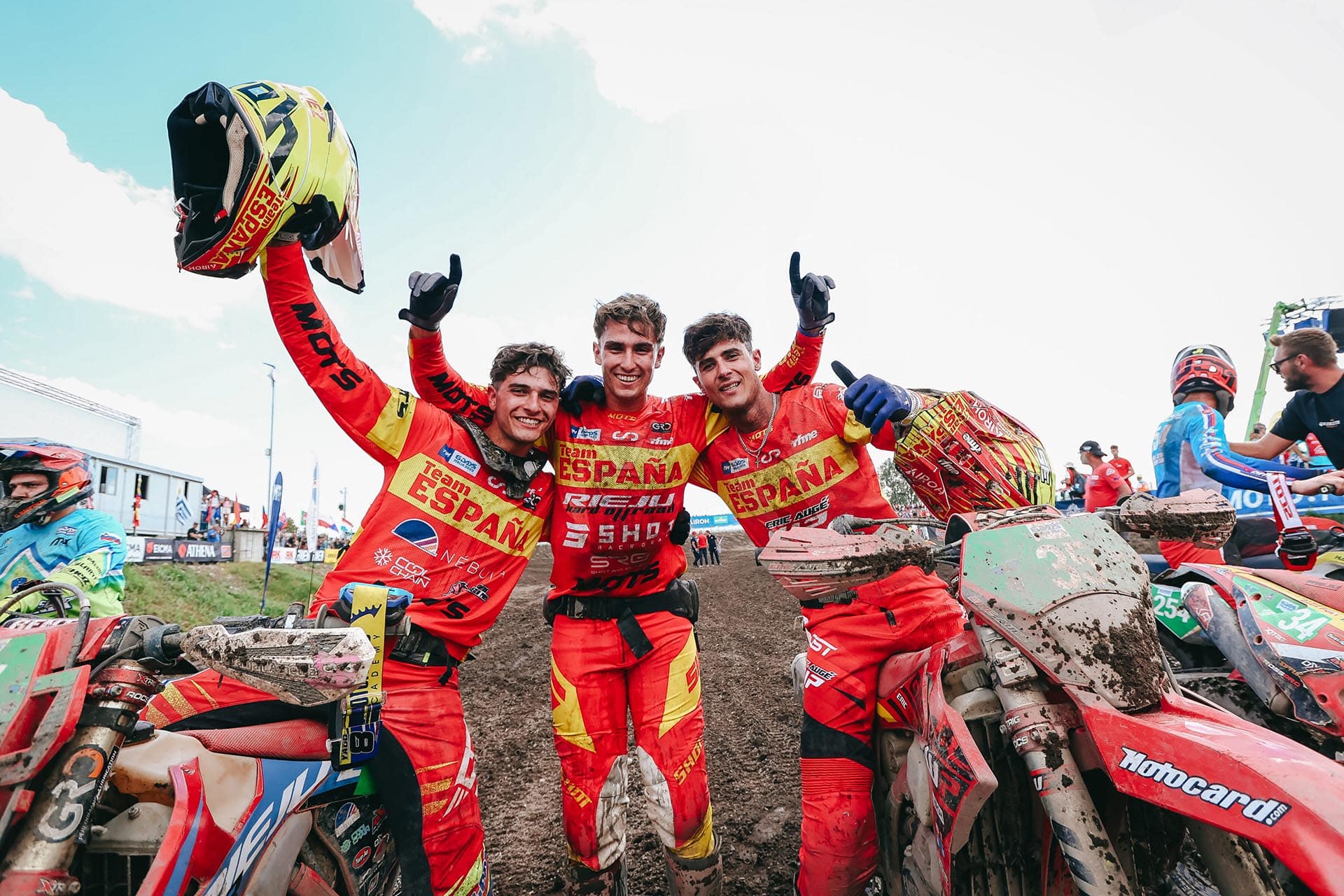 西班牙队在意大利取得了很高的水平