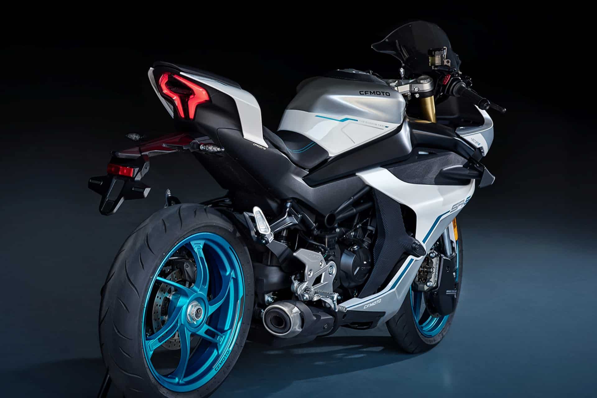 KTM RC 490 -CFMOTO 450SR