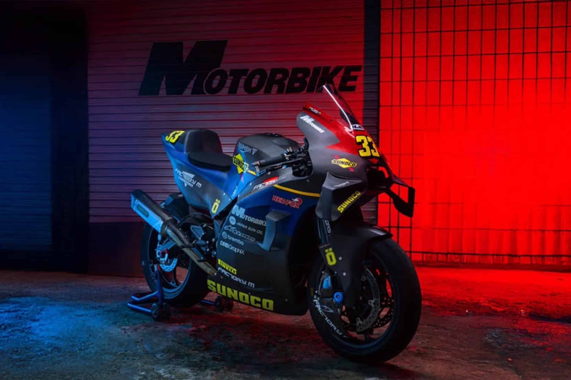 Mucho carbono y un logrado look MotoGP en esta increíble preparación sobre una Street Triple 765 RS