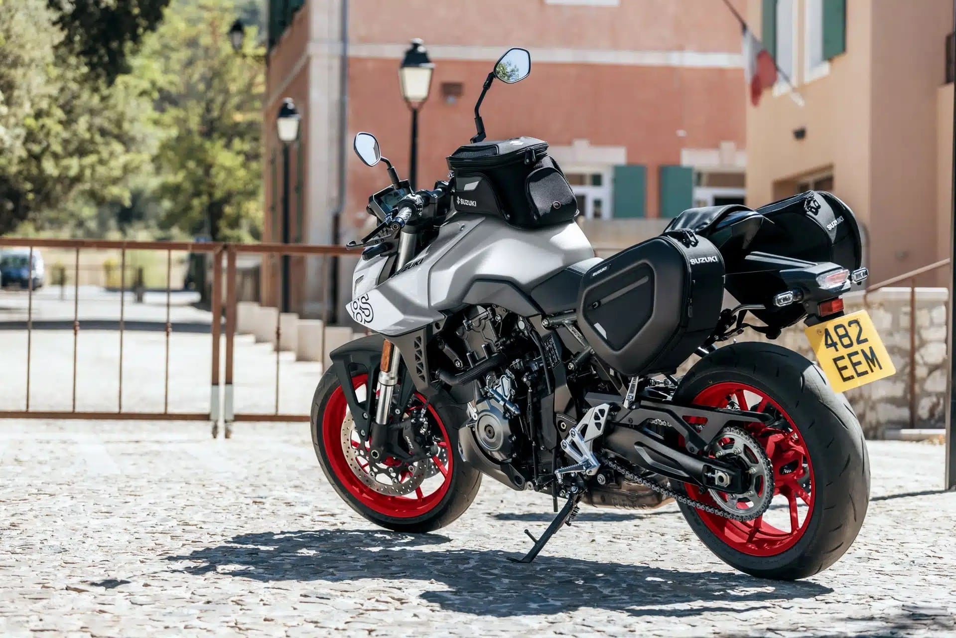 铃木发起了有关其GSX-8的特殊运动