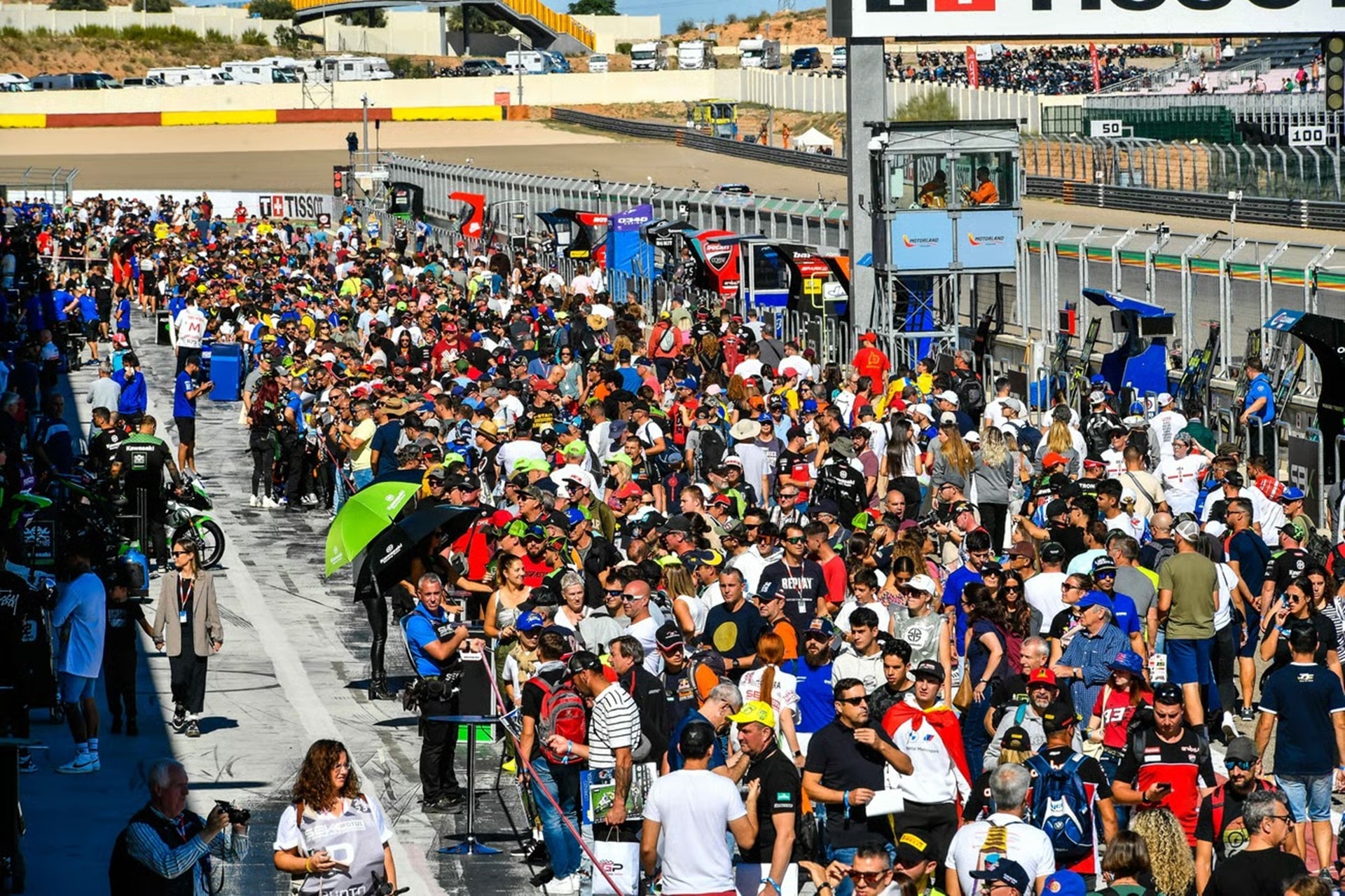 参加PstssotAragón2025轮的球迷可以在赛道外享受不同的活动