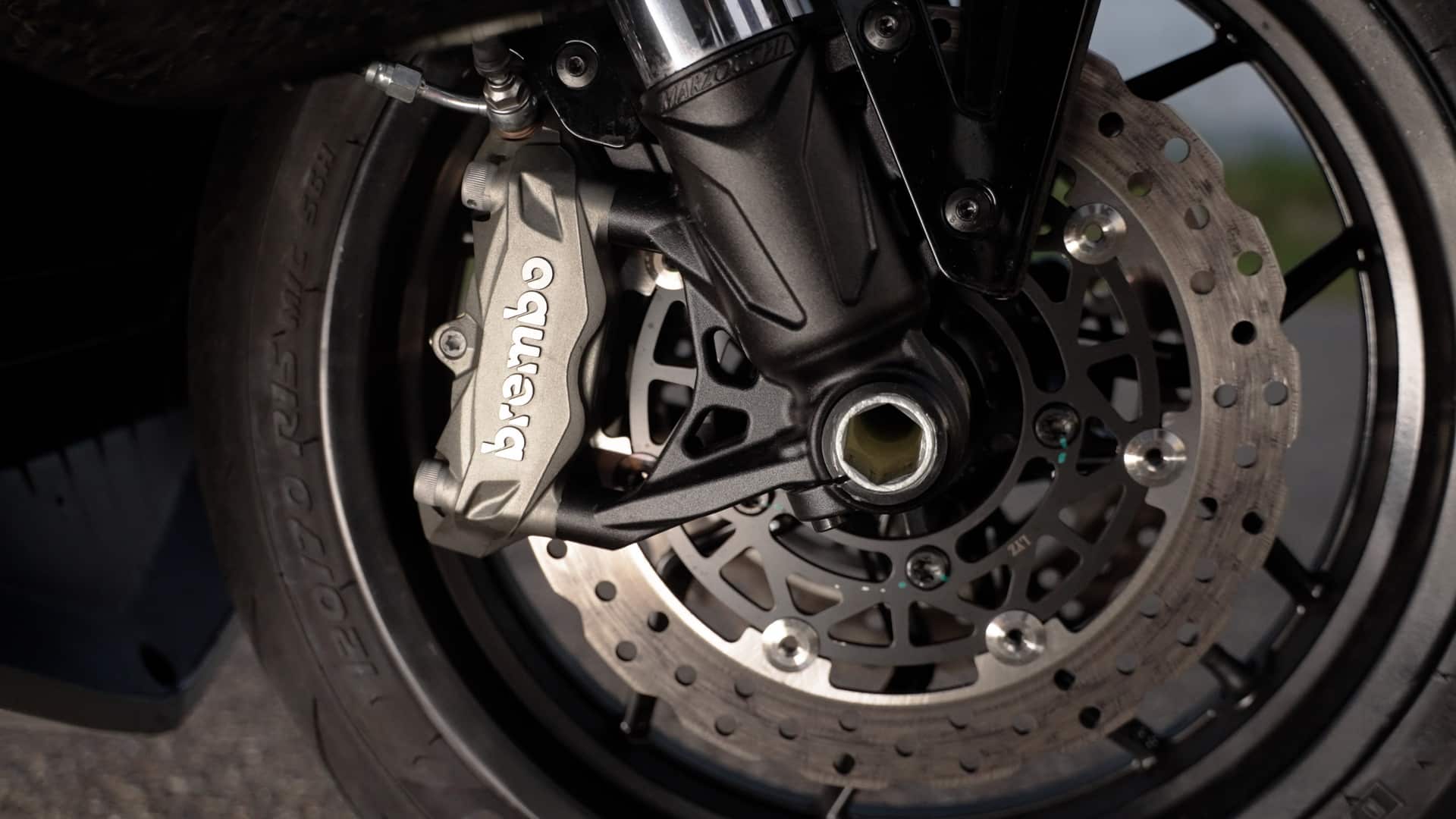 测试Italjet Dragster 700 Twin限量版