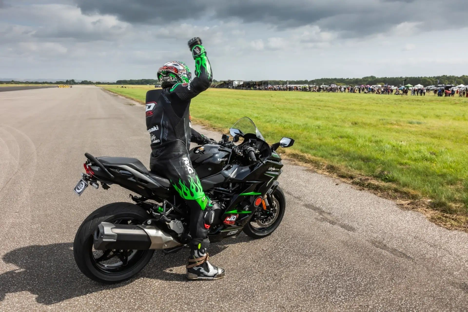乔尼·戴维斯川崎ZX-10R