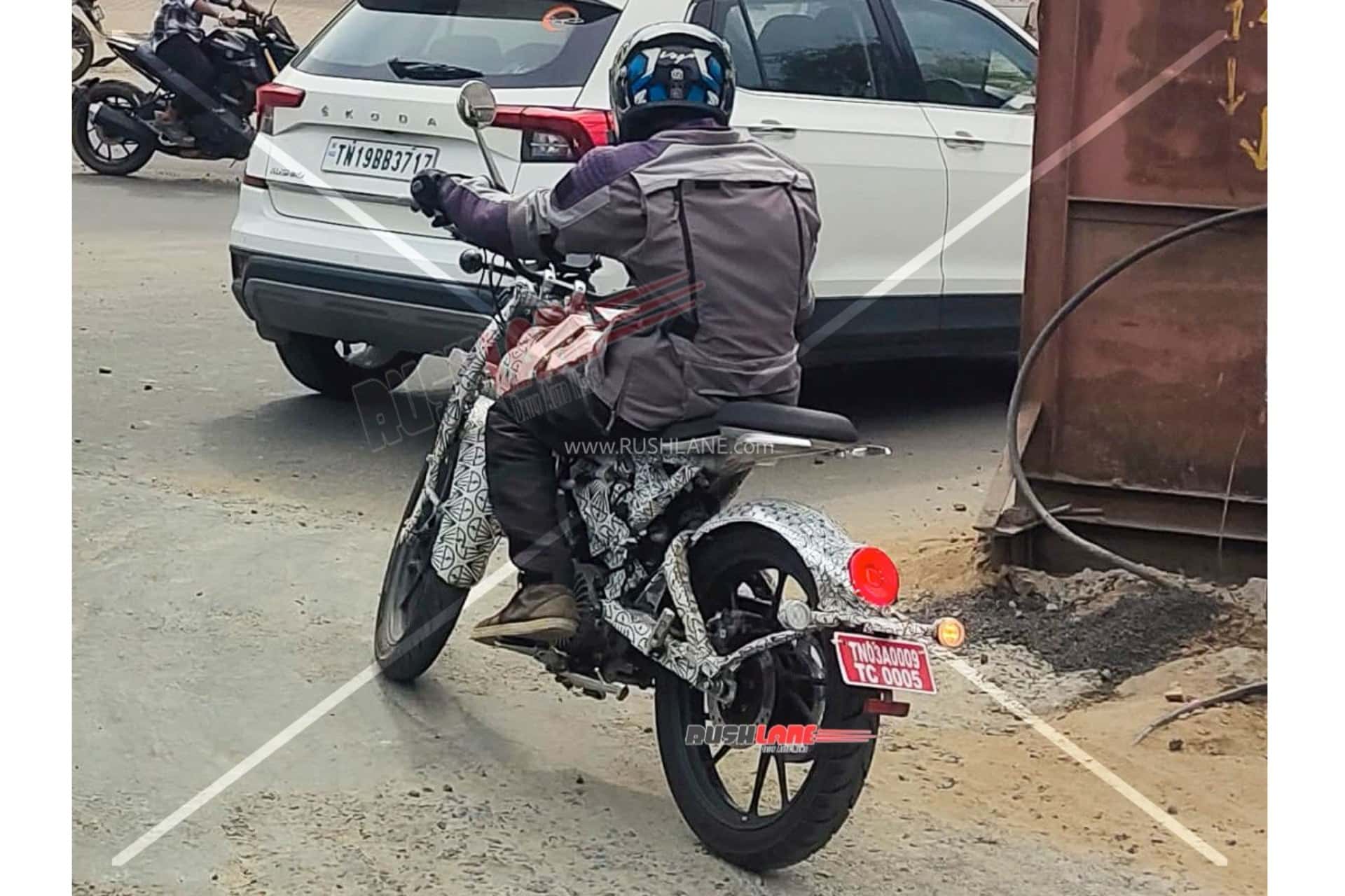 皇家恩菲尔德FF C6