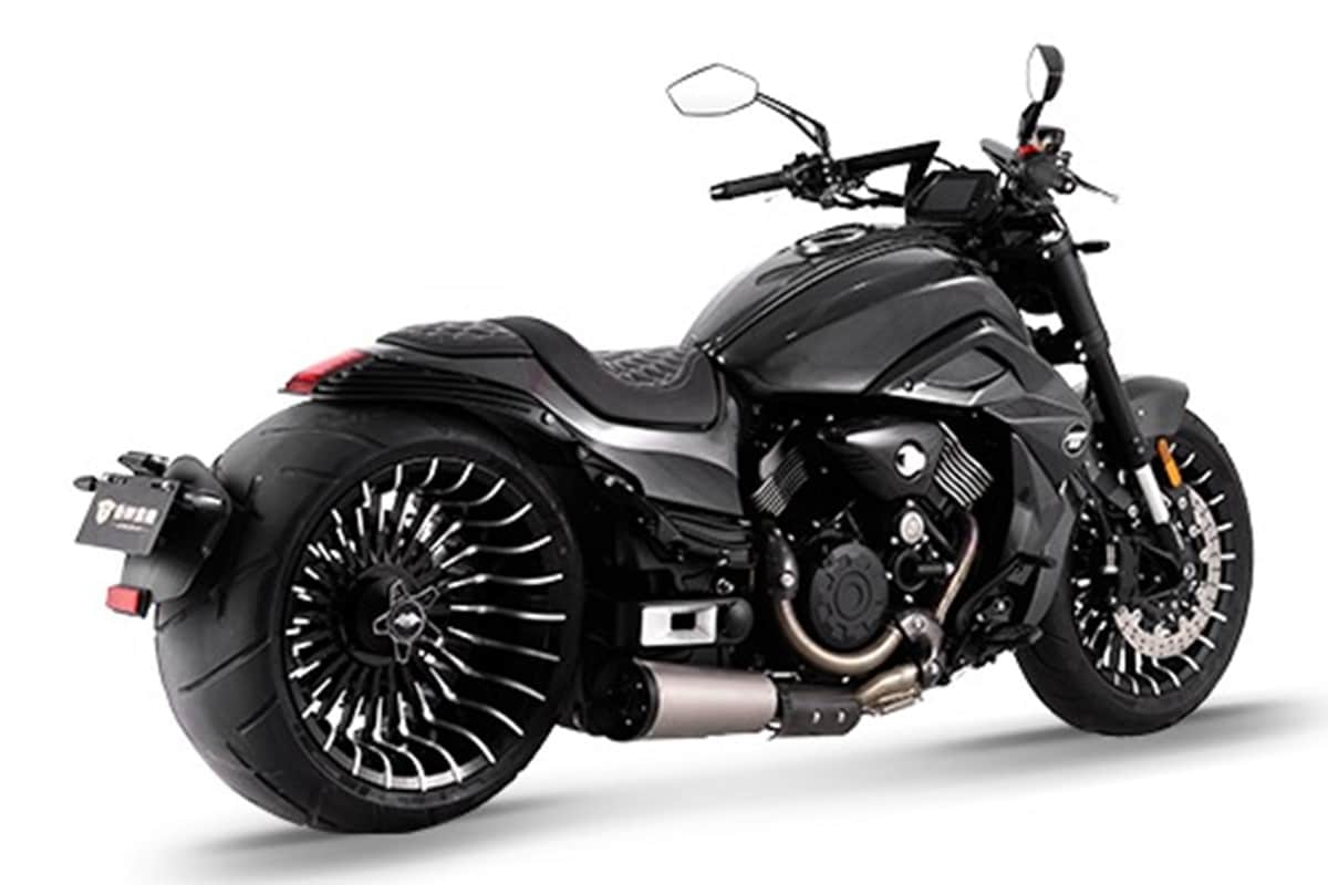 森林狼800：310毫米后胎、单侧摇臂、空气悬架……这就是中国新品牌元帅首款车型的样子