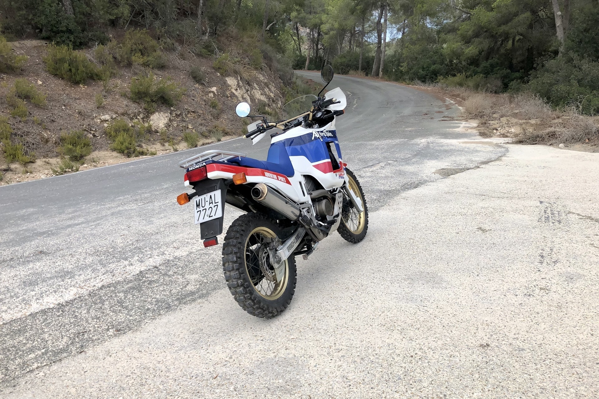 “老派”回顾：本田 XRV650 Africa Twin