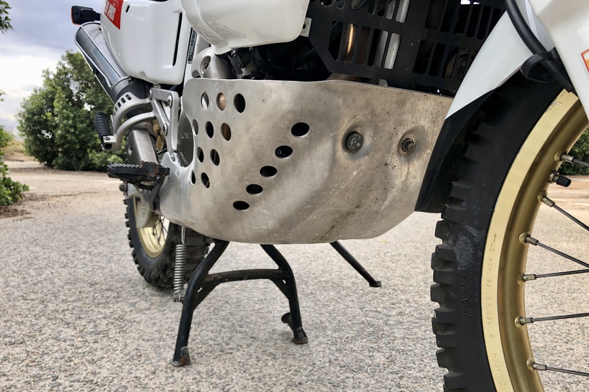 “老派”回顾：本田 XRV650 Africa Twin