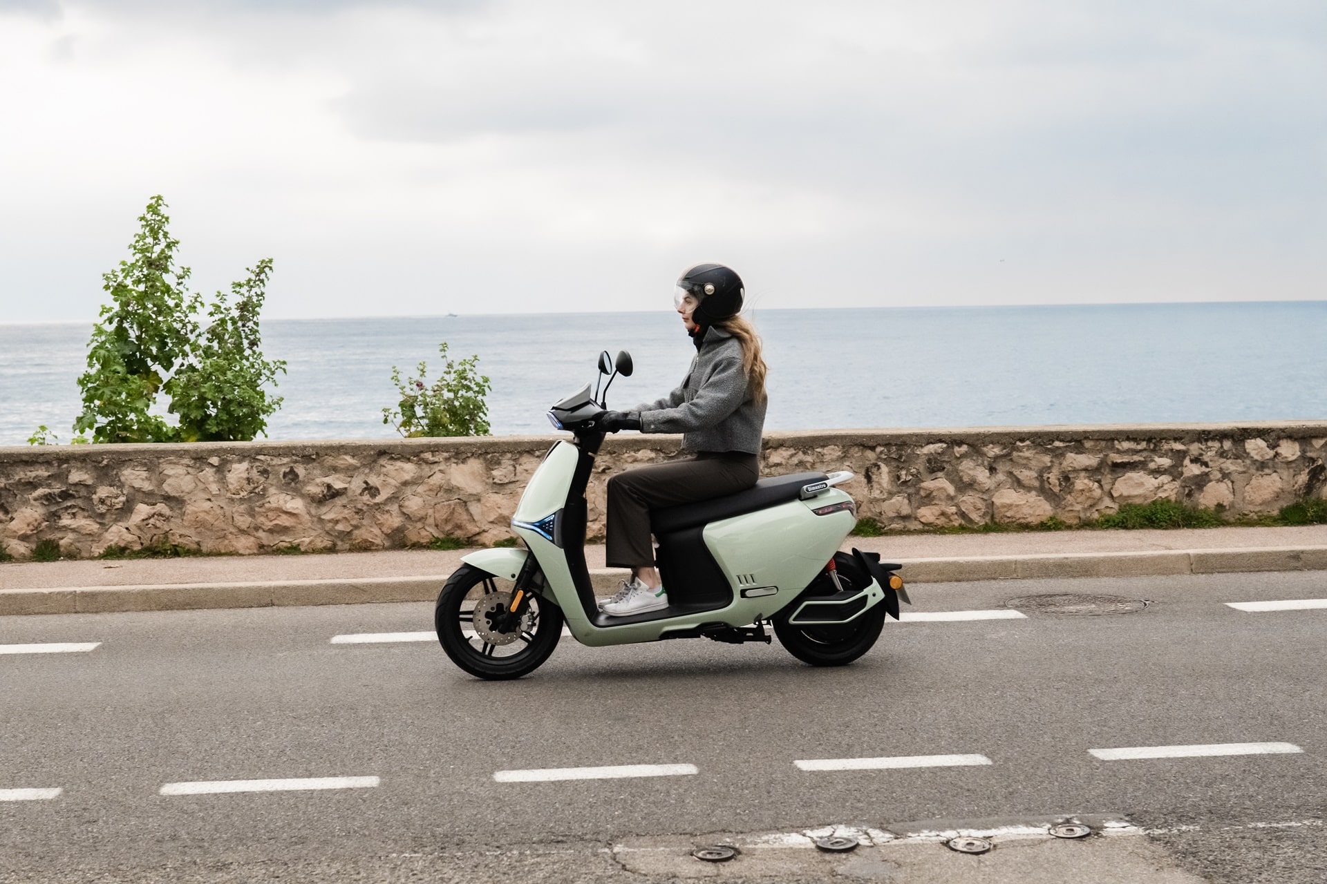 Dimentro, la marca de motos eléctricas, llega a la Península Ibérica de la mano de Wellta Motors