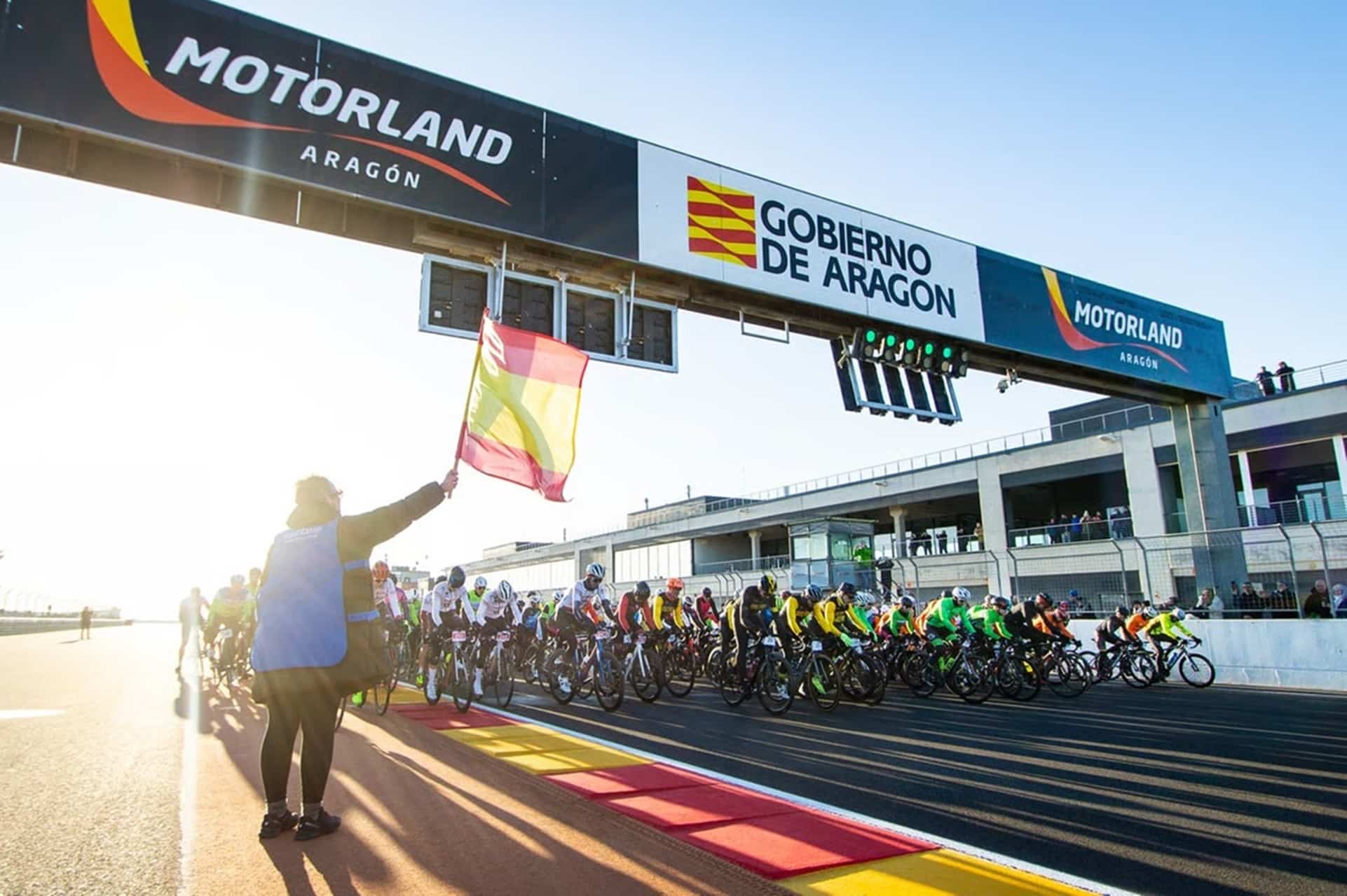 Motorland Aragón busca la causa benéfica para su iniciativa solidaria La Invernal 2026
