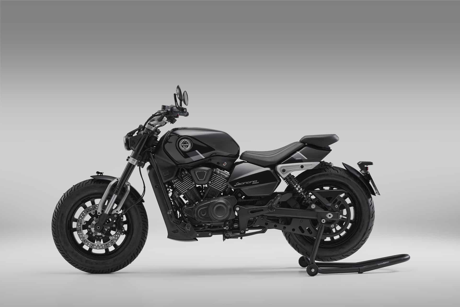 贝内利 Leoncino 浮标 400 2026