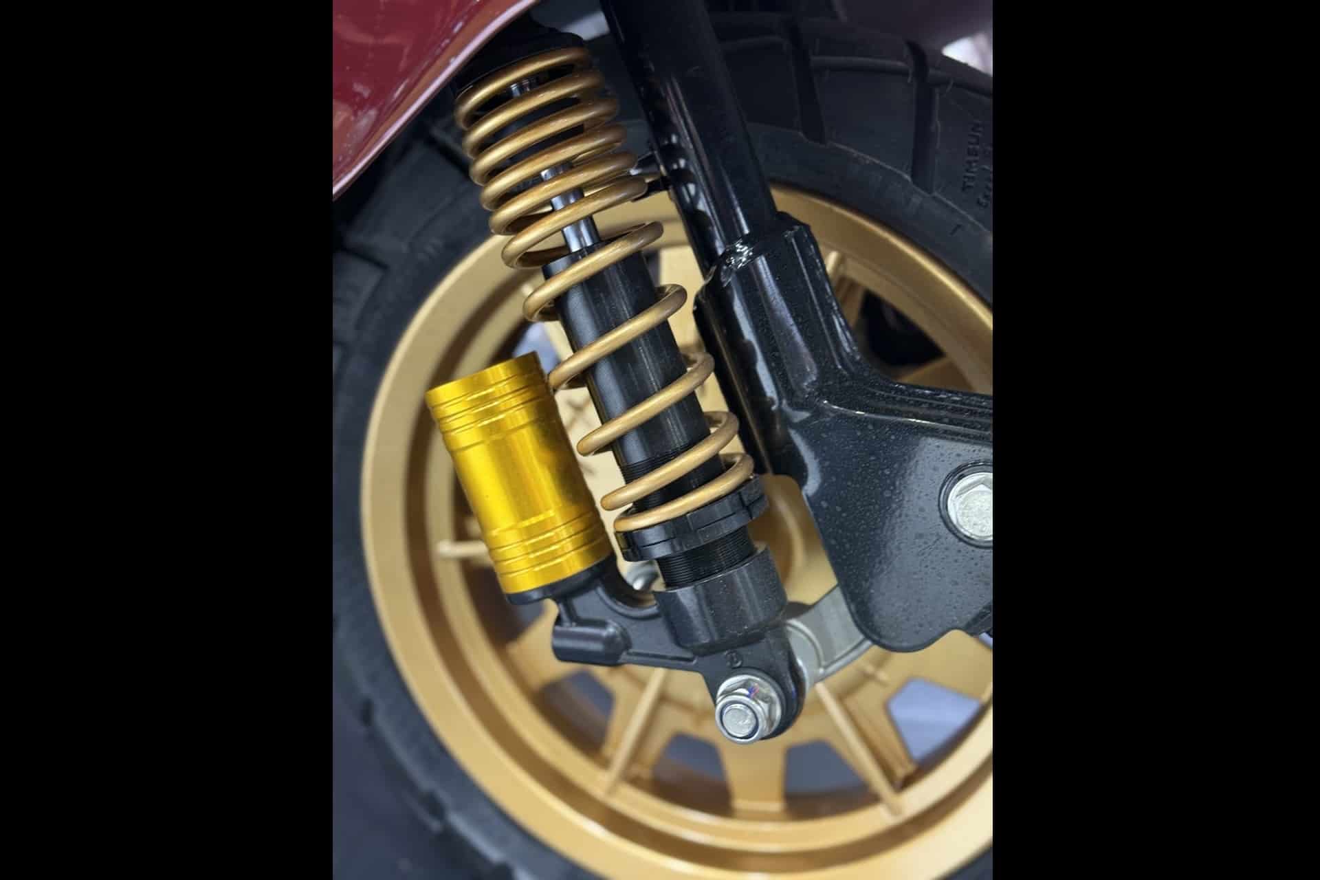 全新皇家合金 JPS 350 系列：外观经典，内部科技