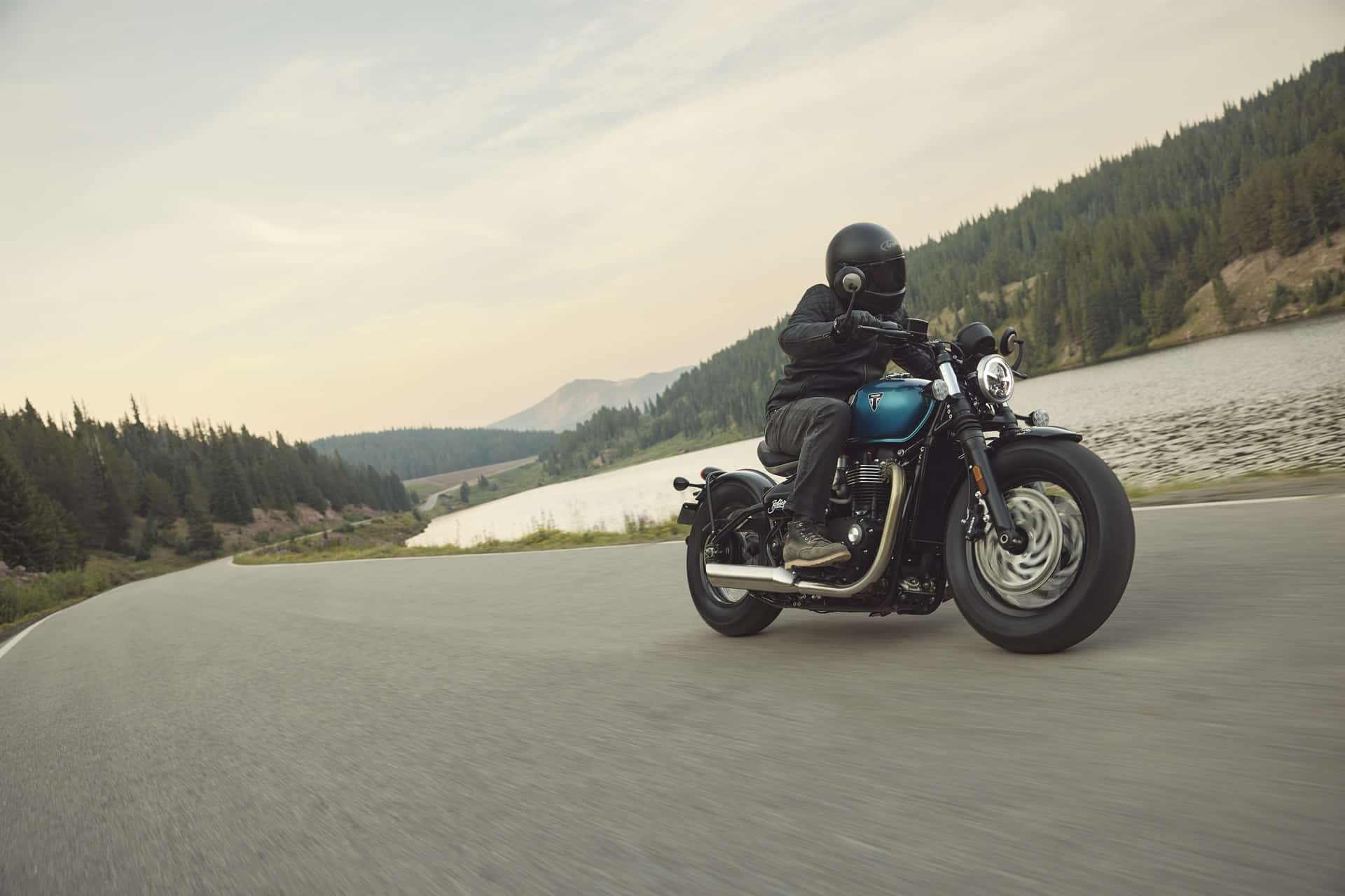 凯旋 Bonneville Bobber 2026