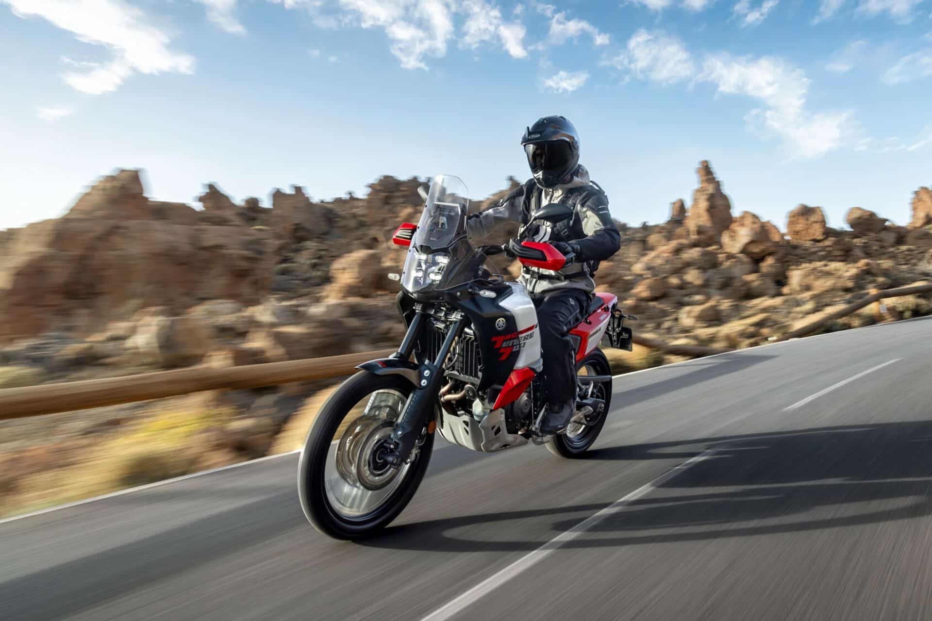 雅马哈 Ténéré 700 世界突袭 2026