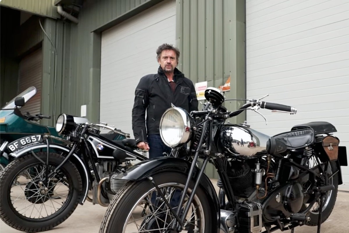 理查德·哈蒙德 (Richard Hammond) 展出我们都梦想的摩托车系列