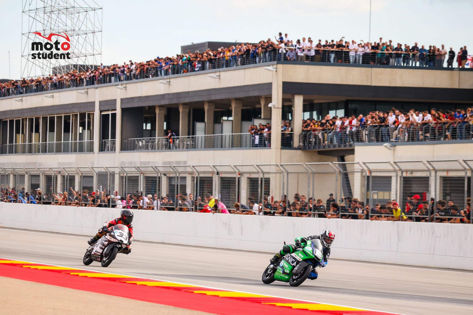 La VIII Edición de MotoStudent alcanza cifras récords de asistencia