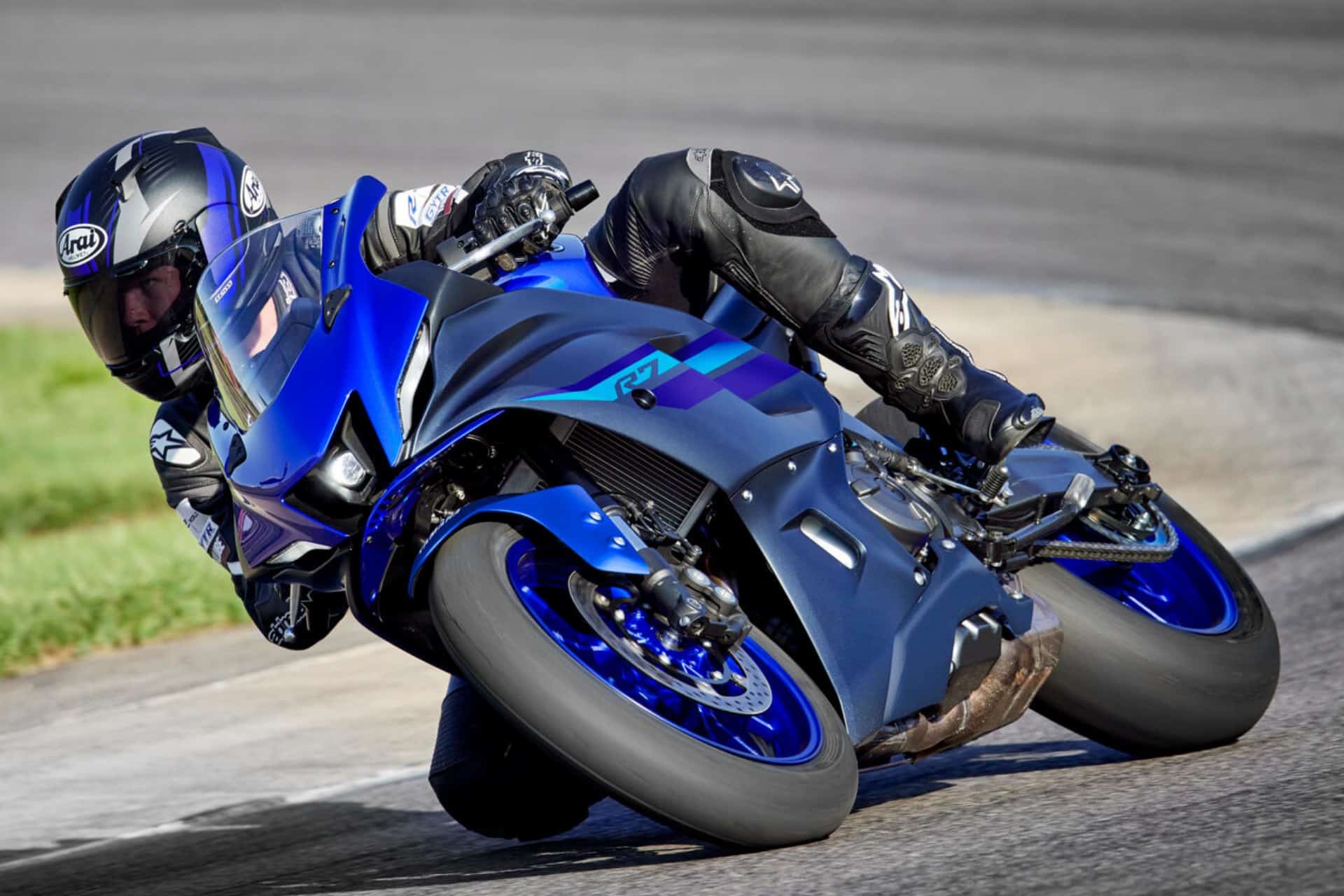 雅马哈 YZF-R7 2026