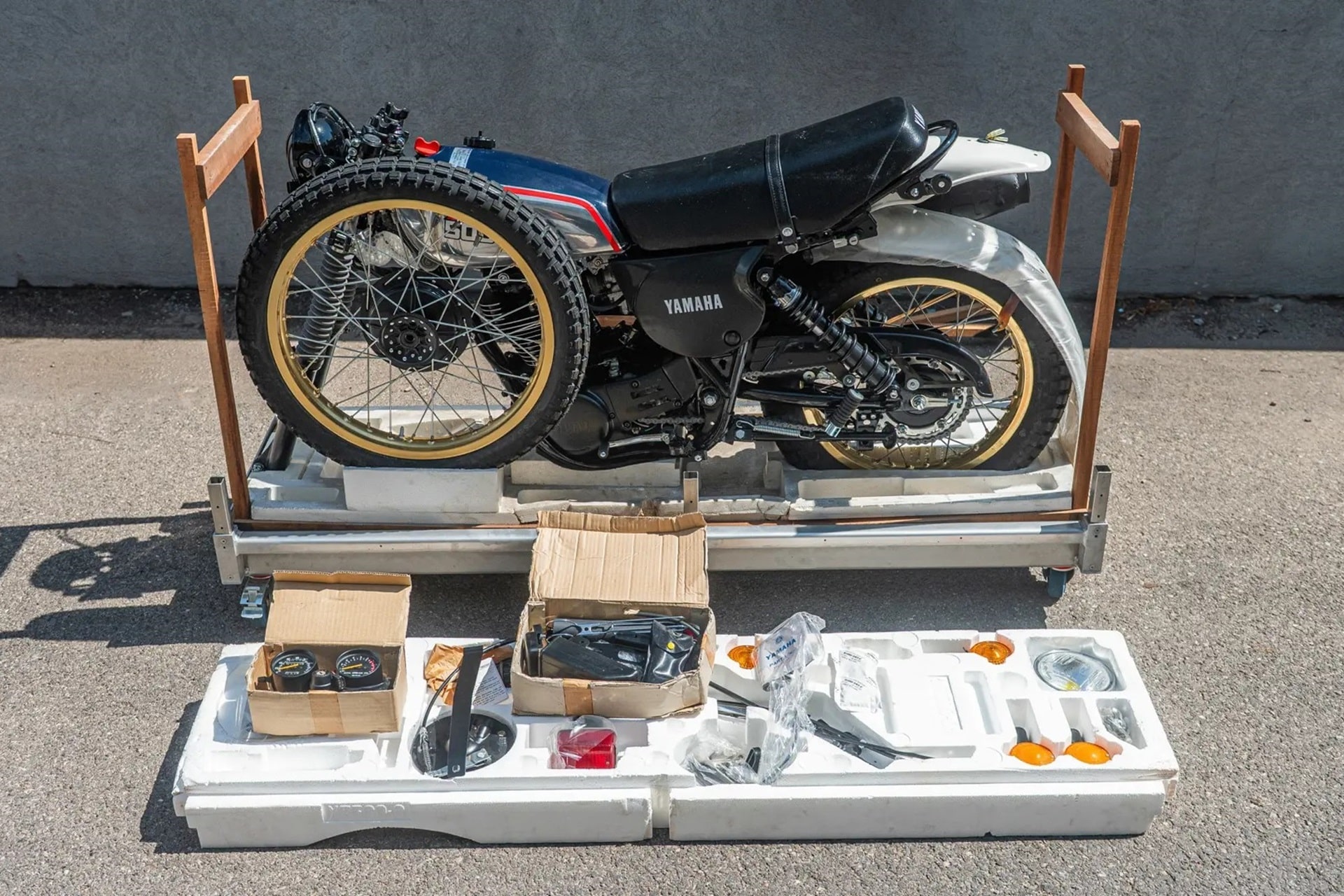 Estrenar una Yamaha XT500 de finales de los años ochenta en 2025 tiene un precio… Muy alto