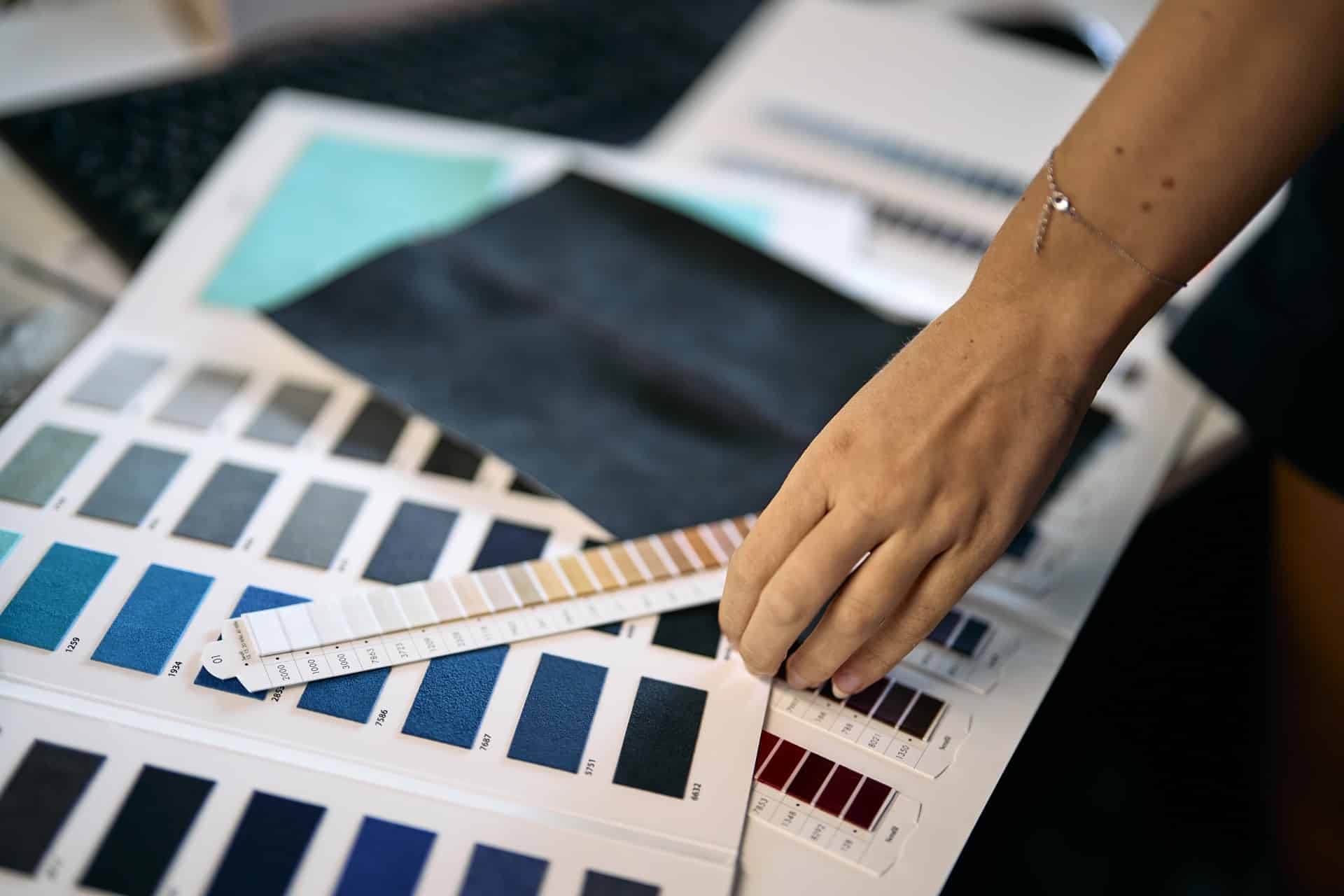 MV Agusta 推出全新定制计划 Sartoria Meccanica