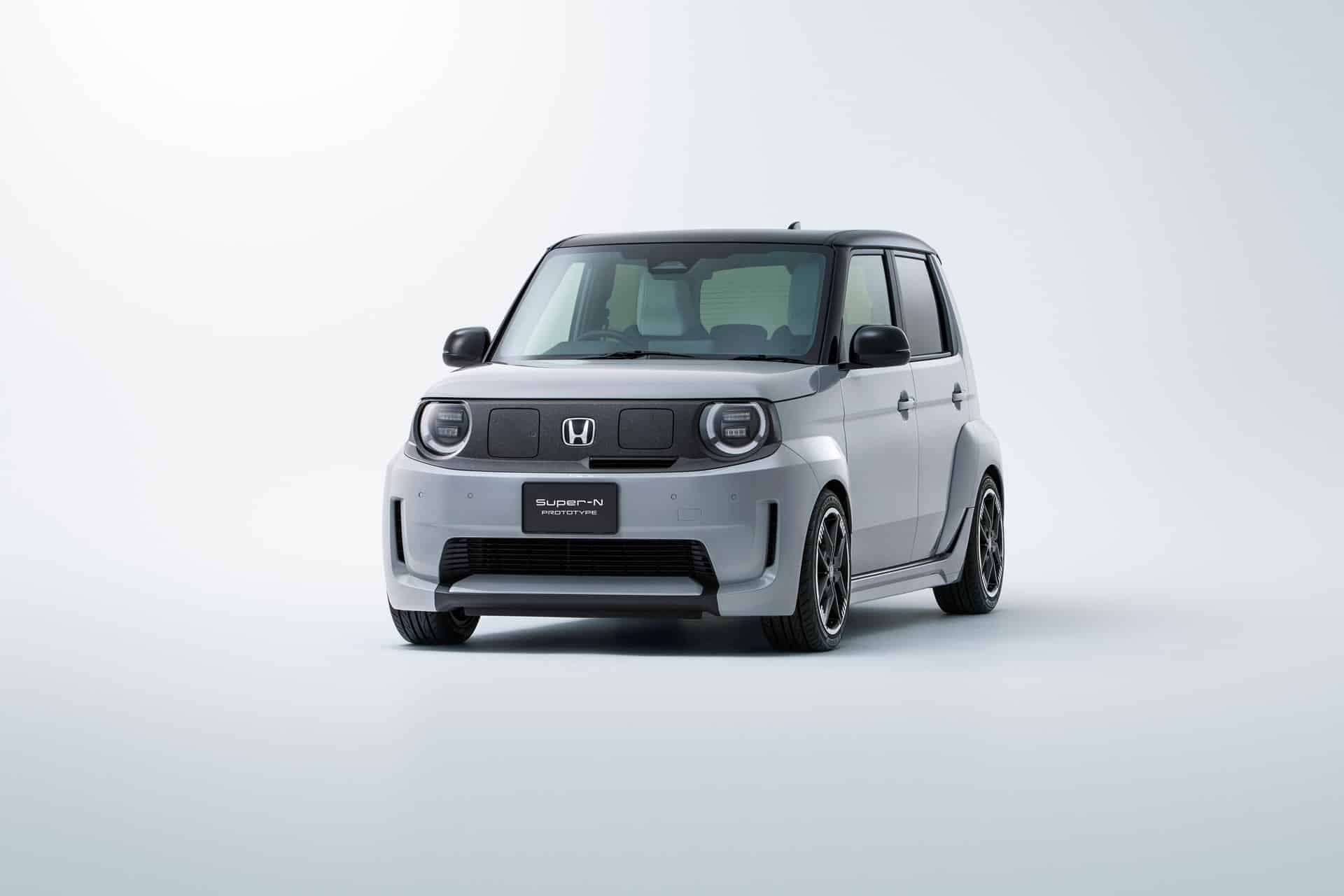 本田在 2025 年日本移动展上展示了 EV Outlier Concept 的全部潜力