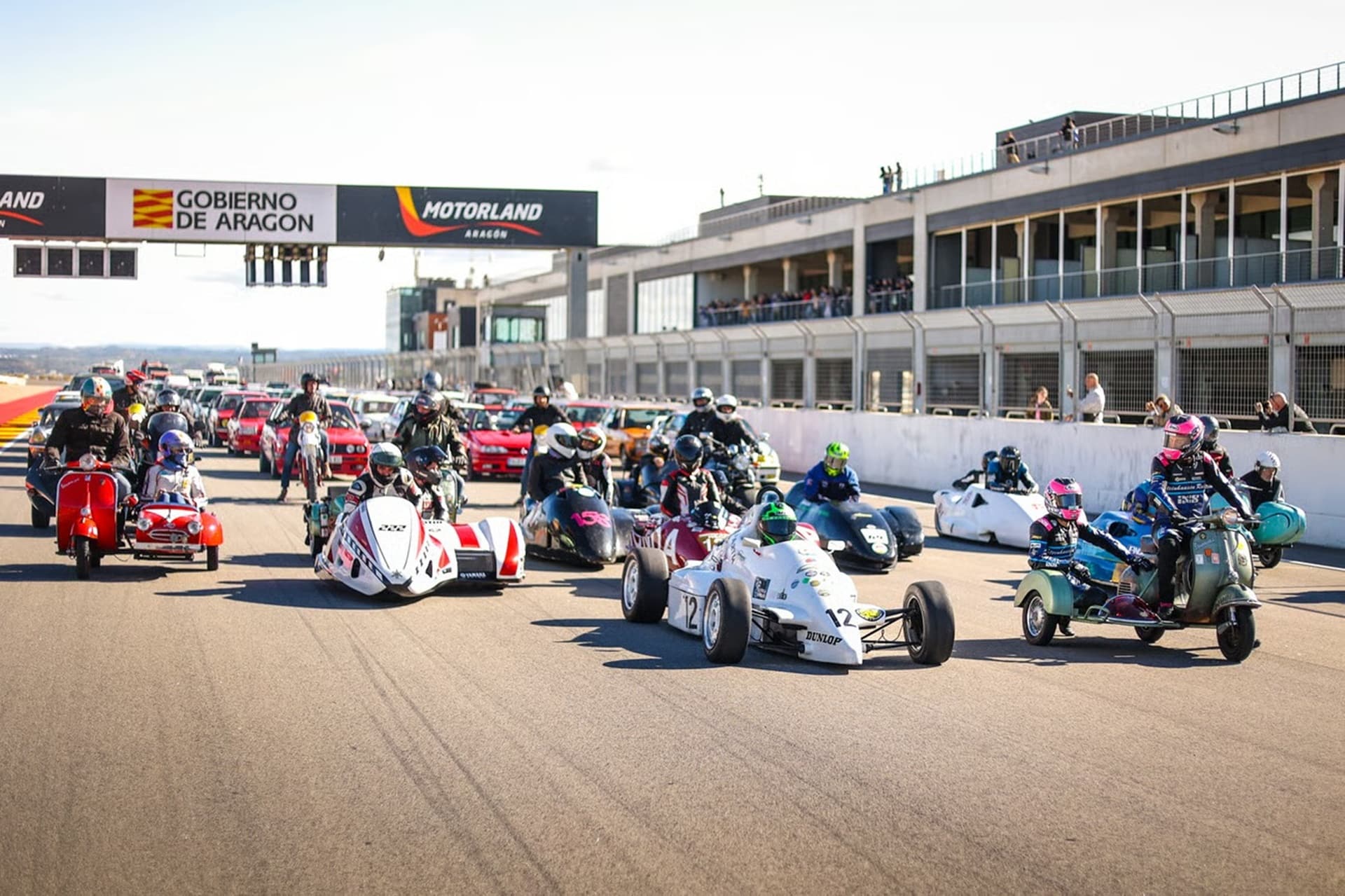 MotorLand Classic Festival 2025: Ambiente y afición por los clásicos, un año más