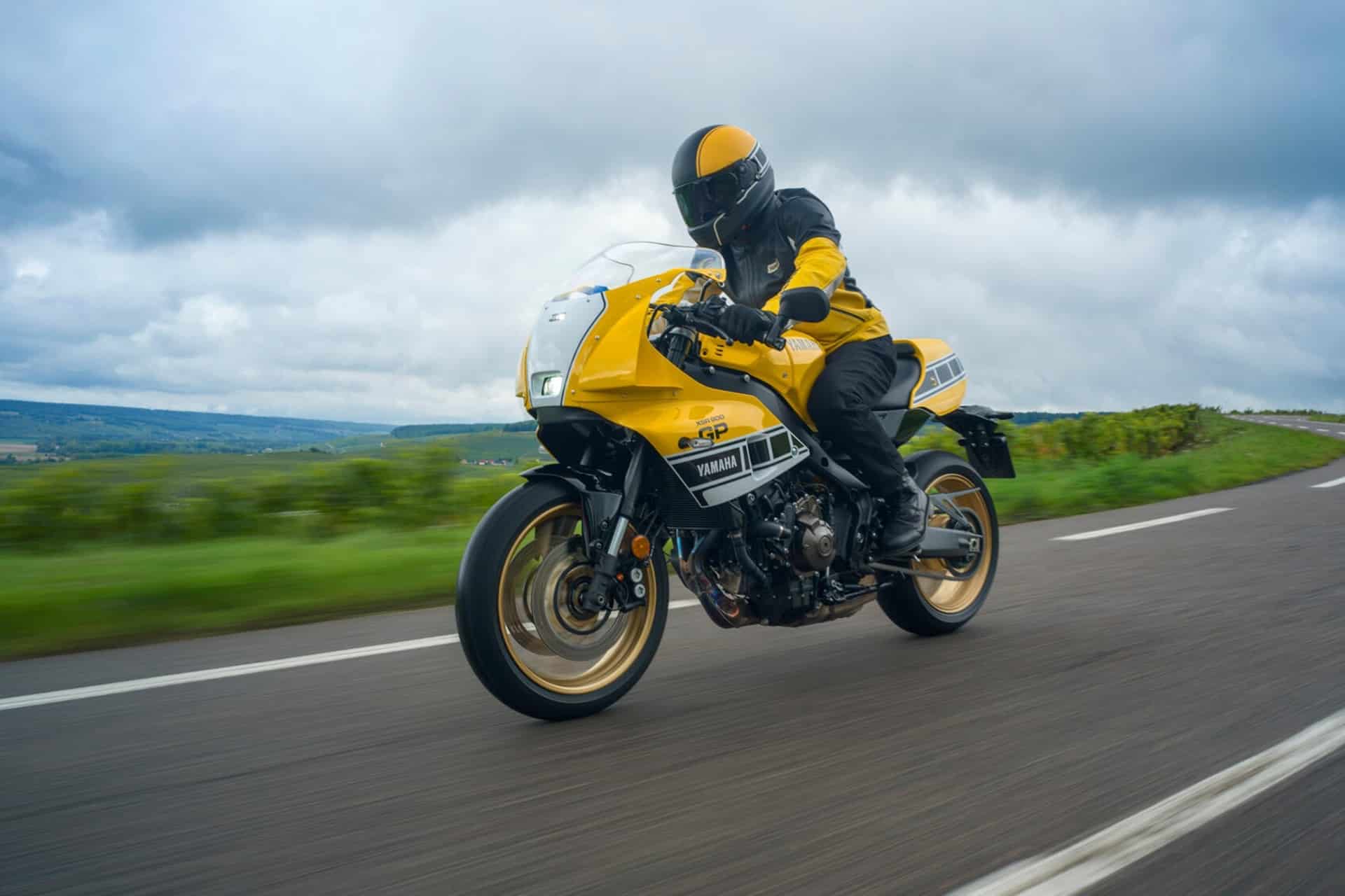 雅马哈 XSR900 GP 2026