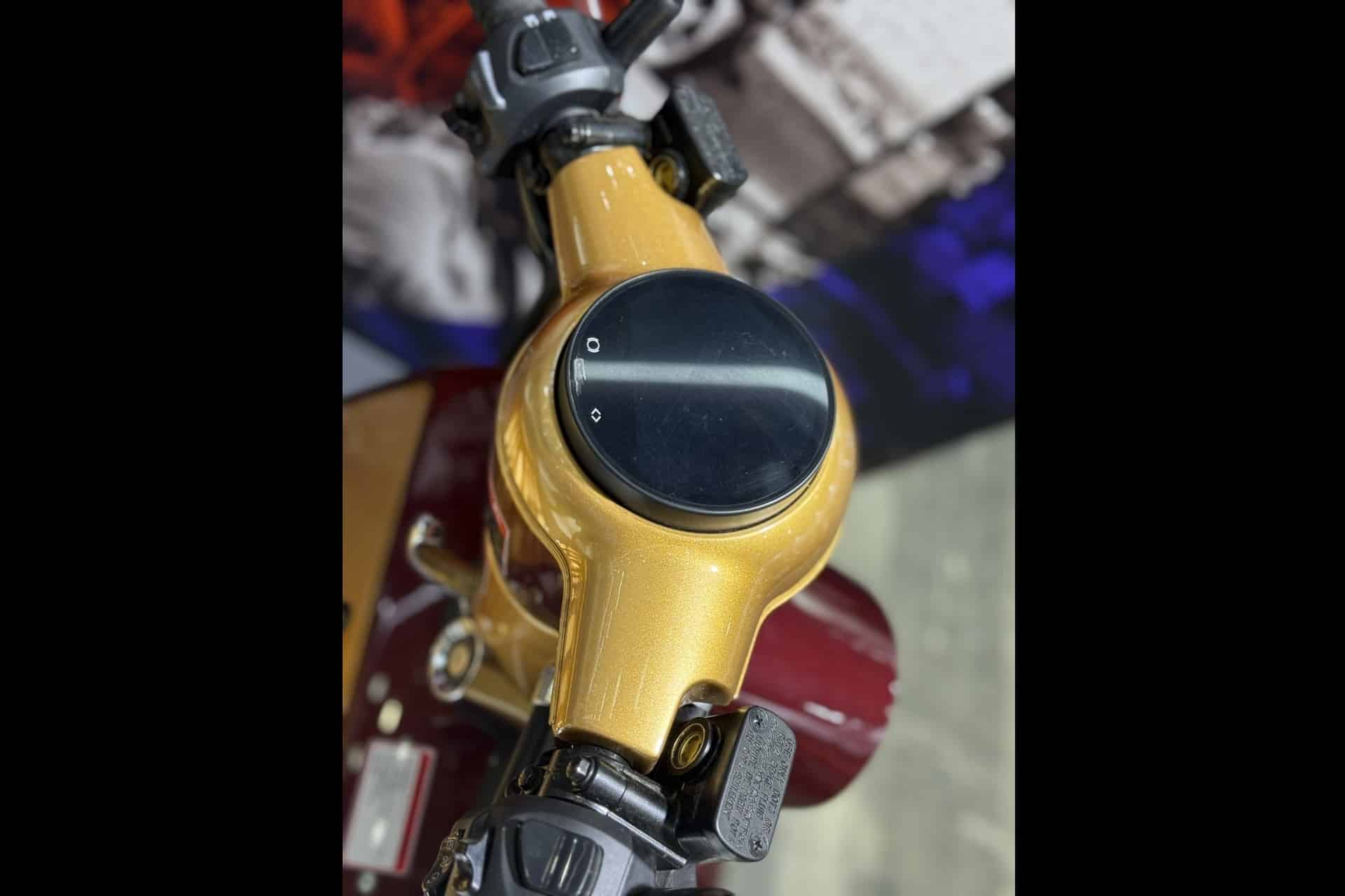 全新皇家合金 JPS 350 系列：外观经典，内部科技