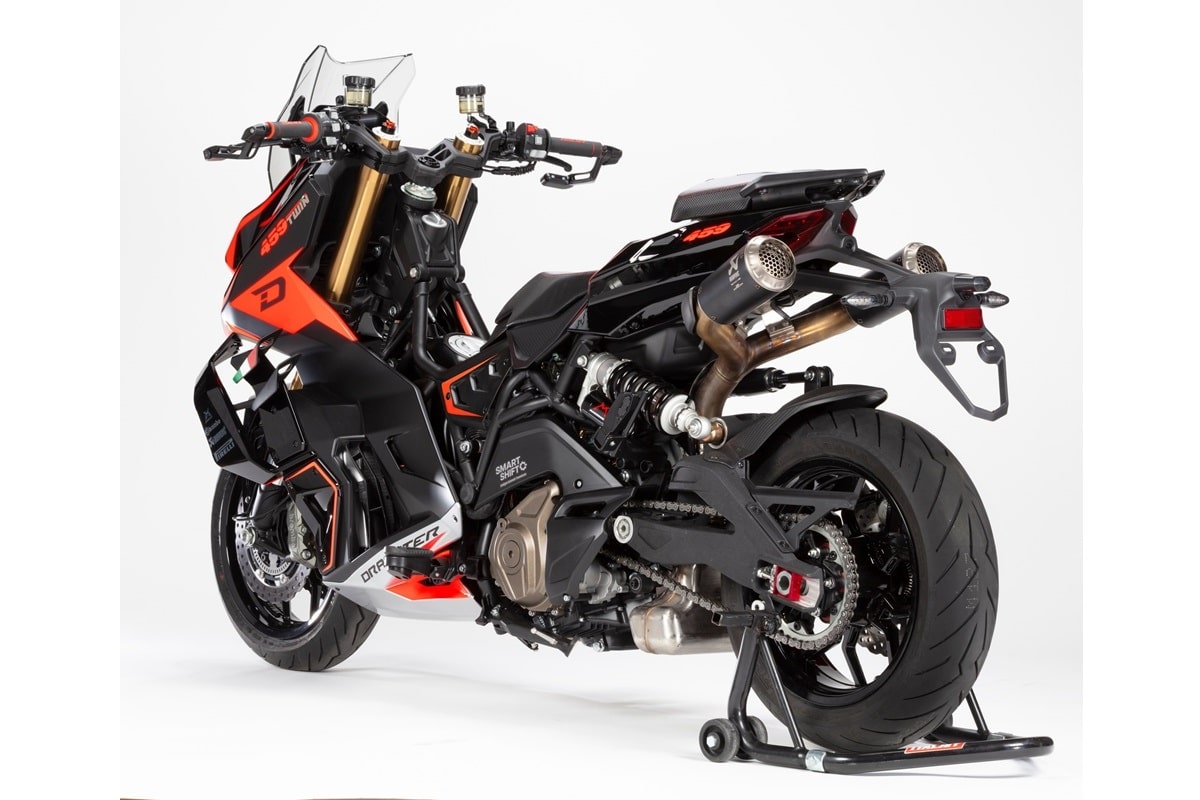 Italjet 的新款 Dragster 459 Twin SmartShift 和 Roadster 400 的全球首发让我们感到高兴