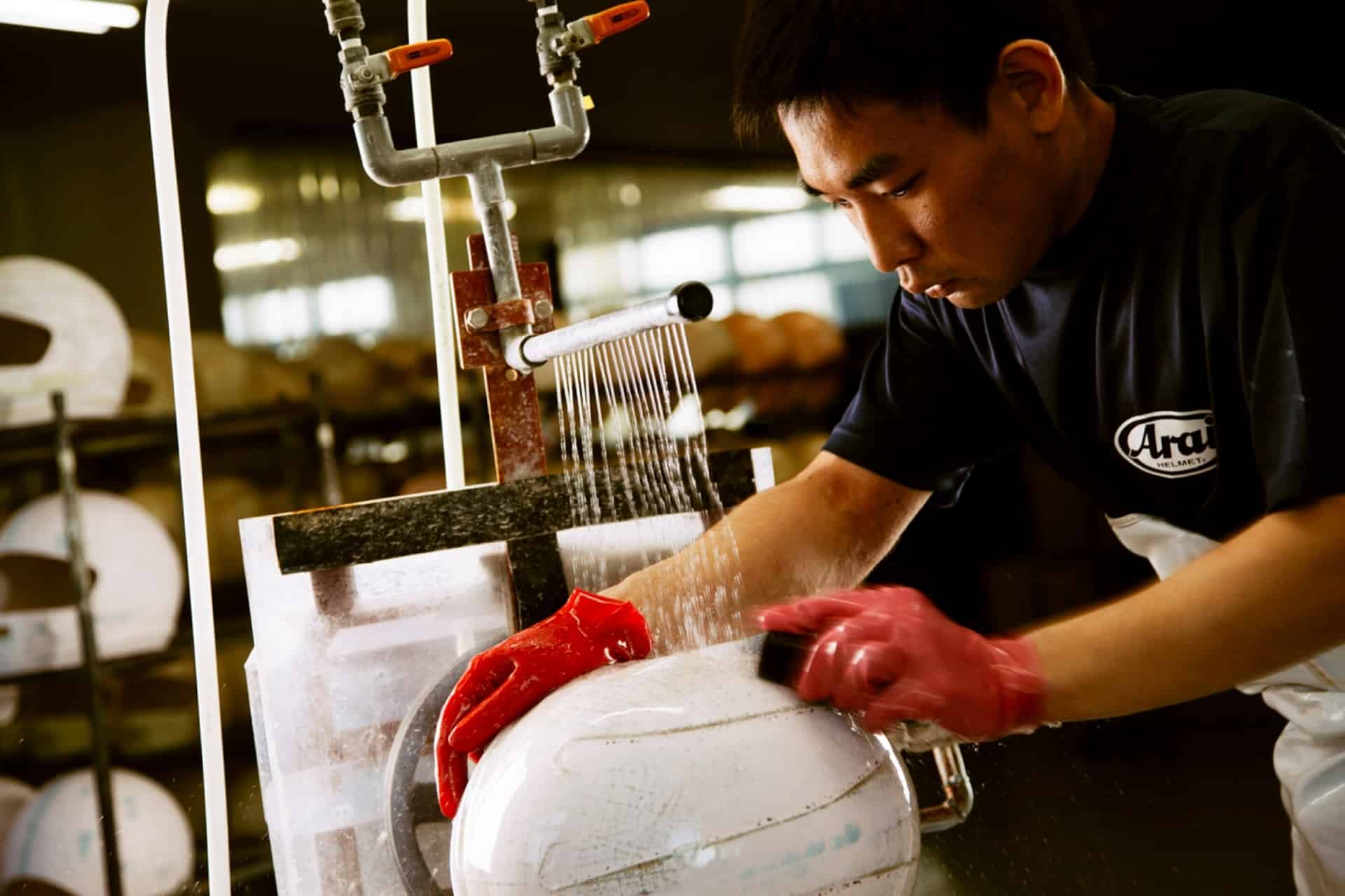 Arai Tour-X5：公路和越野的多功能性和性能