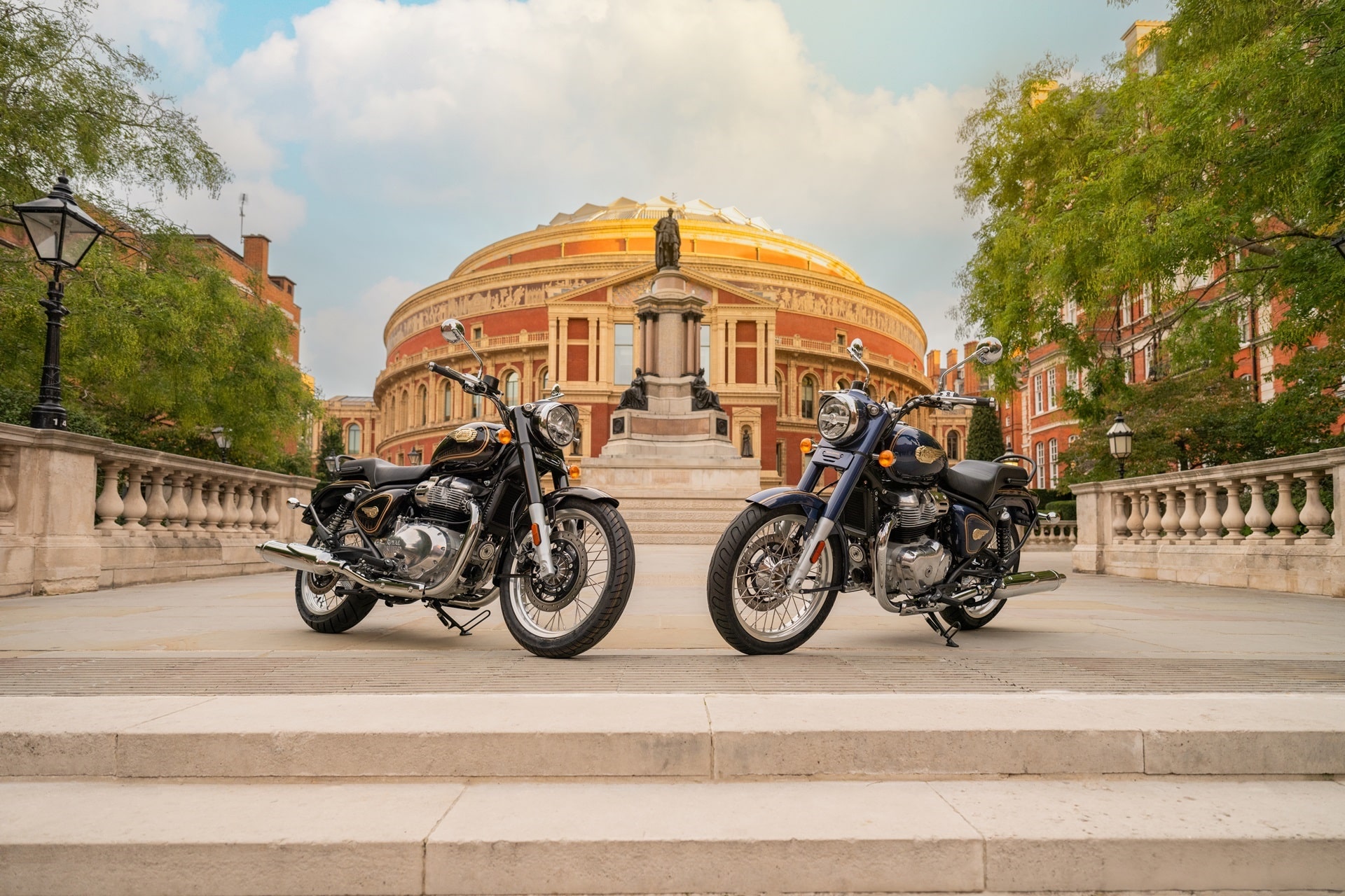 皇家恩菲尔德和皇家阿尔伯特音乐厅合作开展新款 Bullet 650 的发布活动