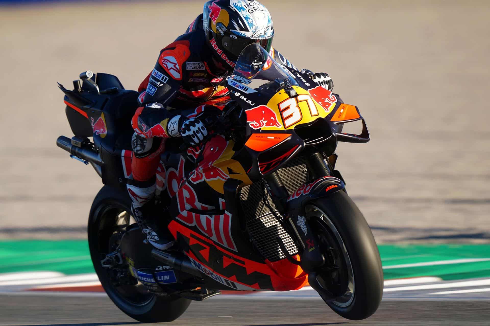 阿科斯塔是最好的 KTM 车手，与比尼亚莱斯非常接近