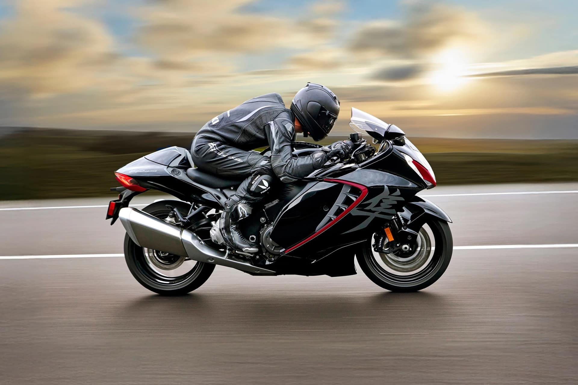Suzuki presenta algunas novedades en la Hayabusa 1300 de cara a 2026