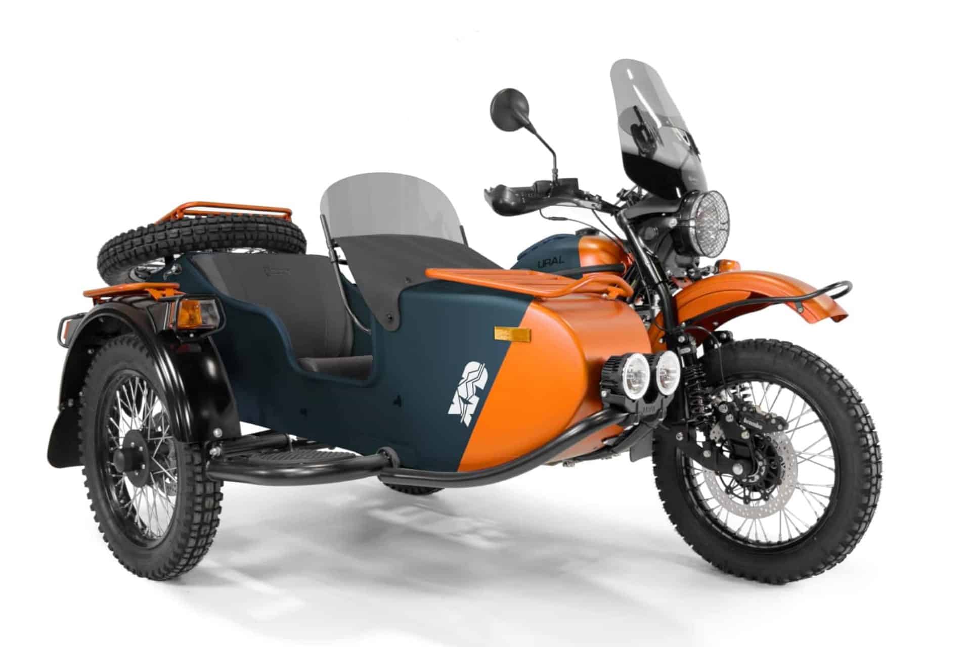 经典乌拉尔摩托车