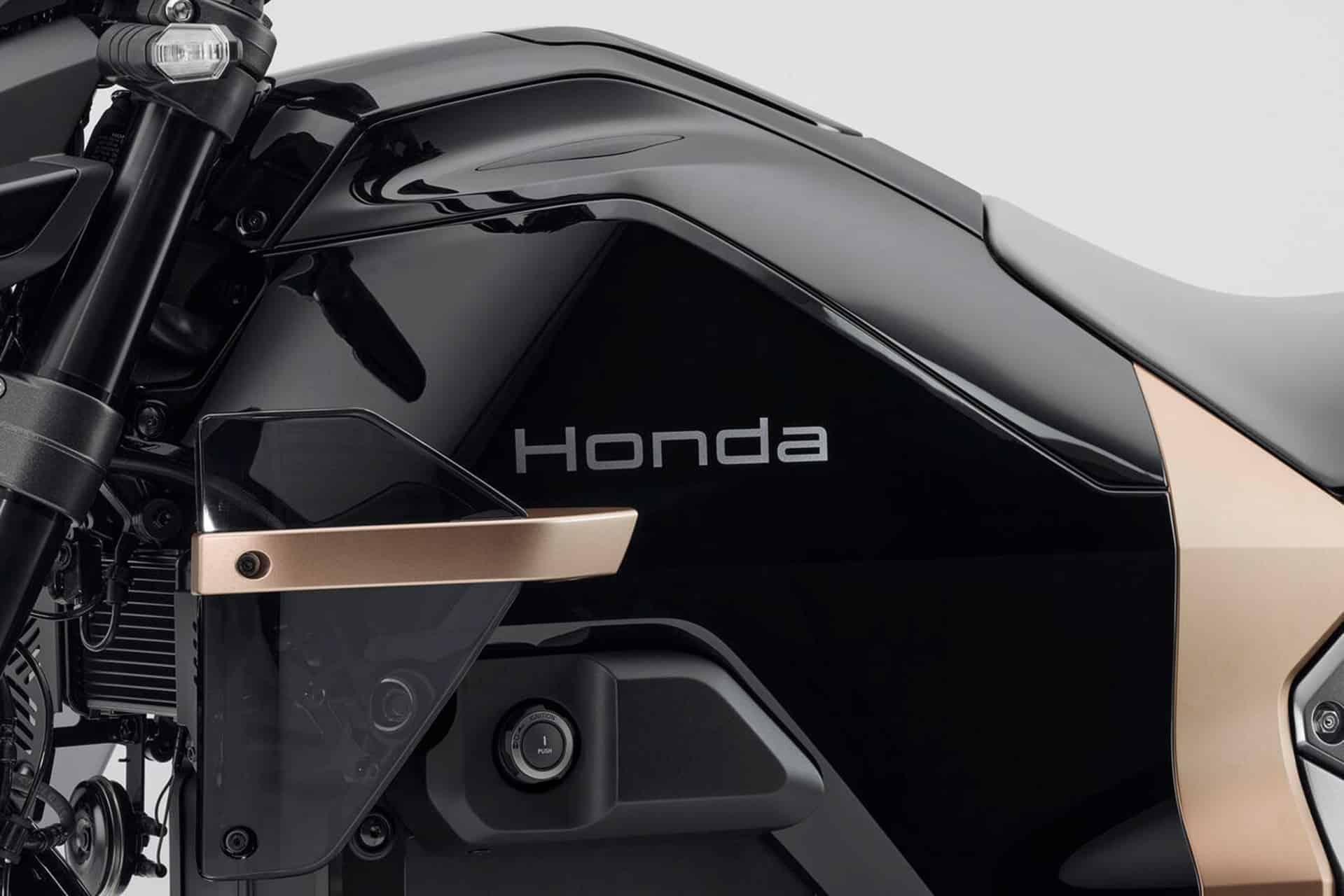 Honda presenta sus nuevos emblemas para sus gamas eléctricas y modelos insignia de combustión