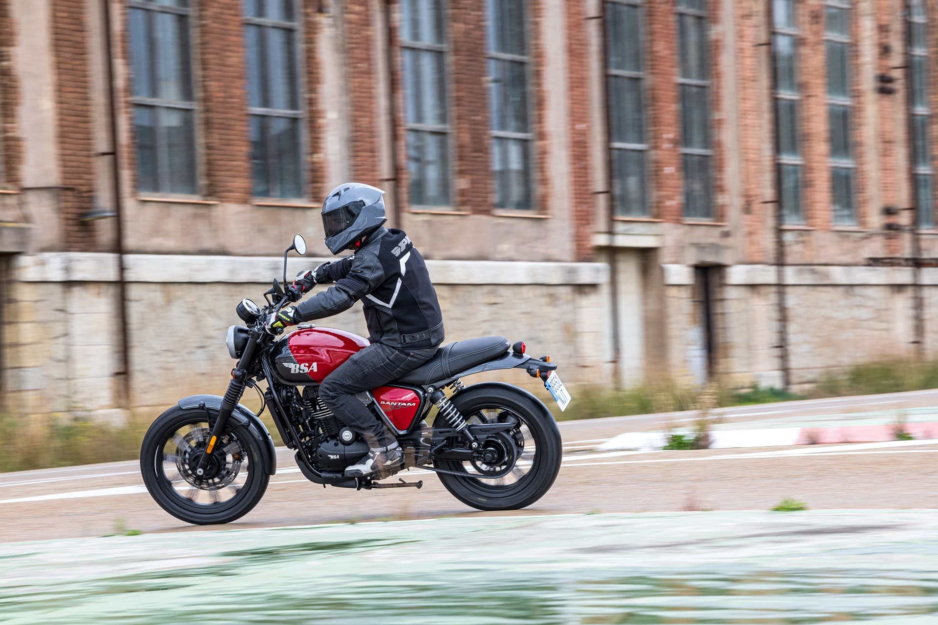 BSA Bantam 350 测试