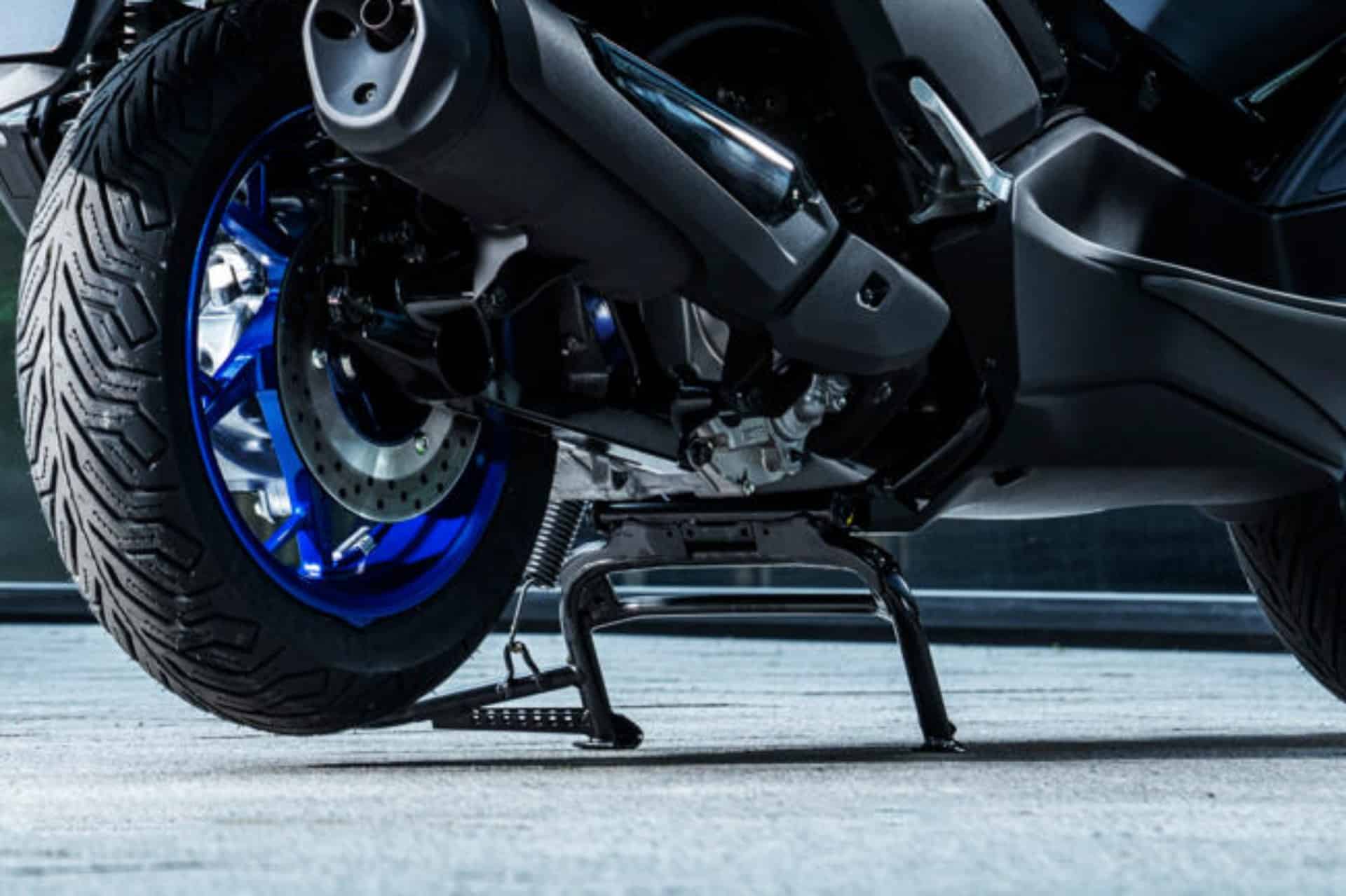 摩托车中央支架