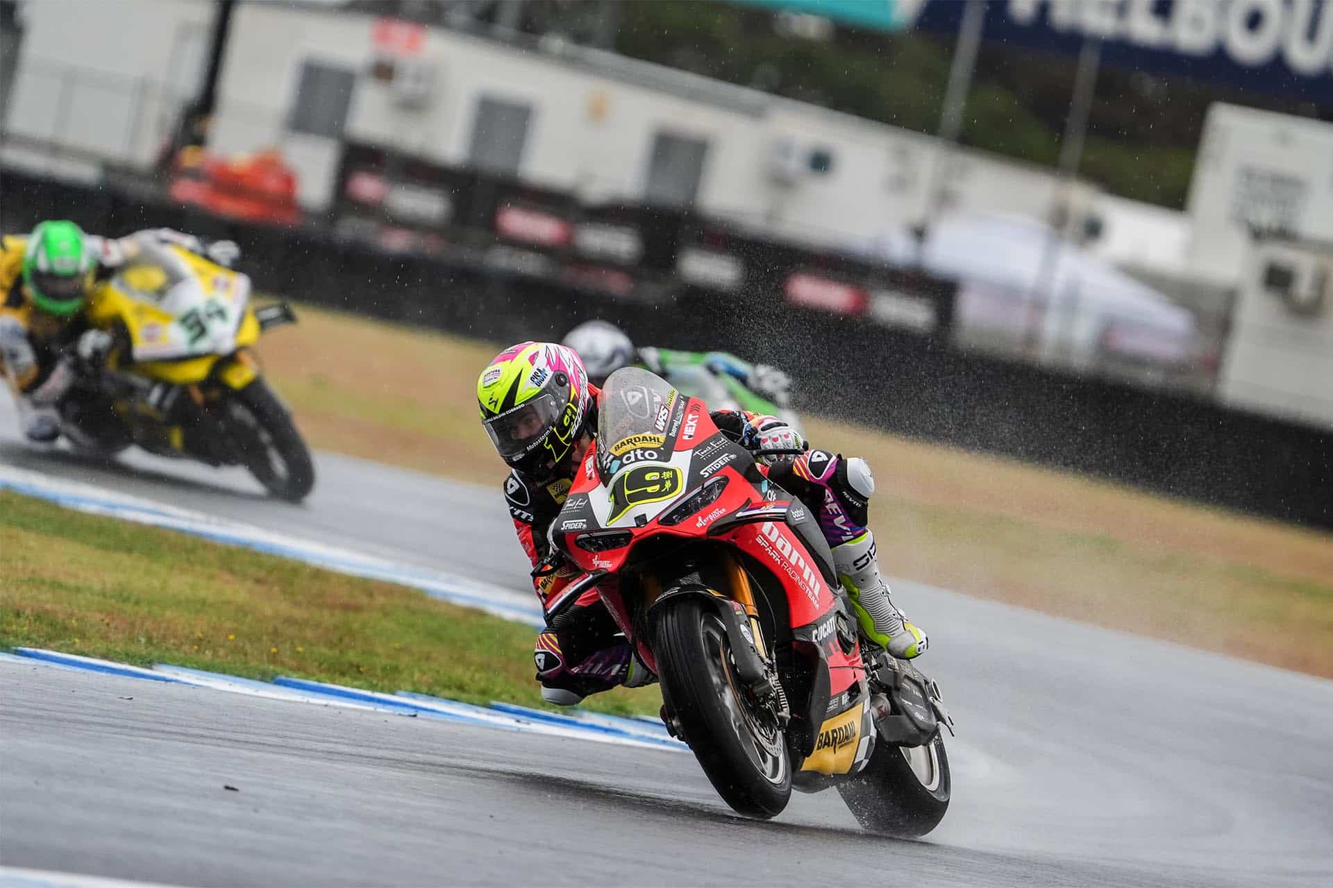 包蒂斯塔已经将本赛季的第一个领奖台收入囊中