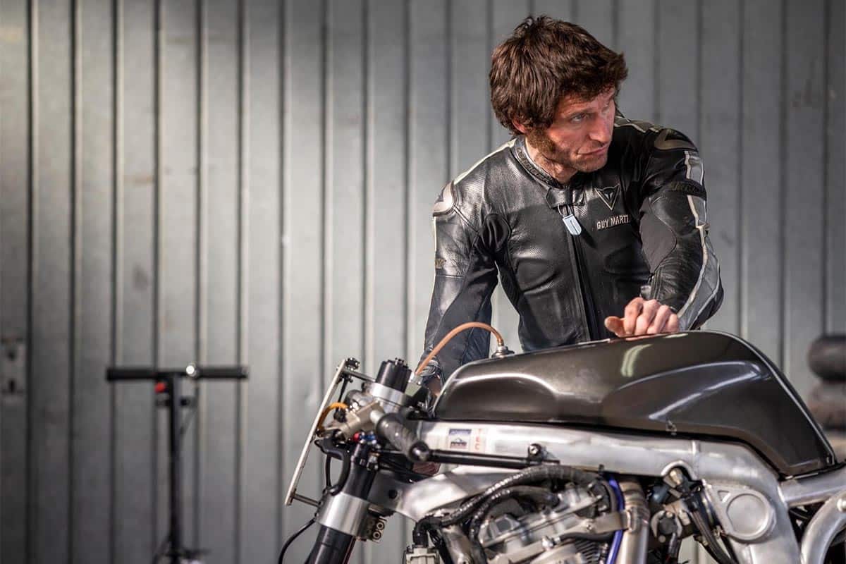 Efedrina, aspirina y cafeína: el cóctel que permitió a Guy Martin costearse las carreras
