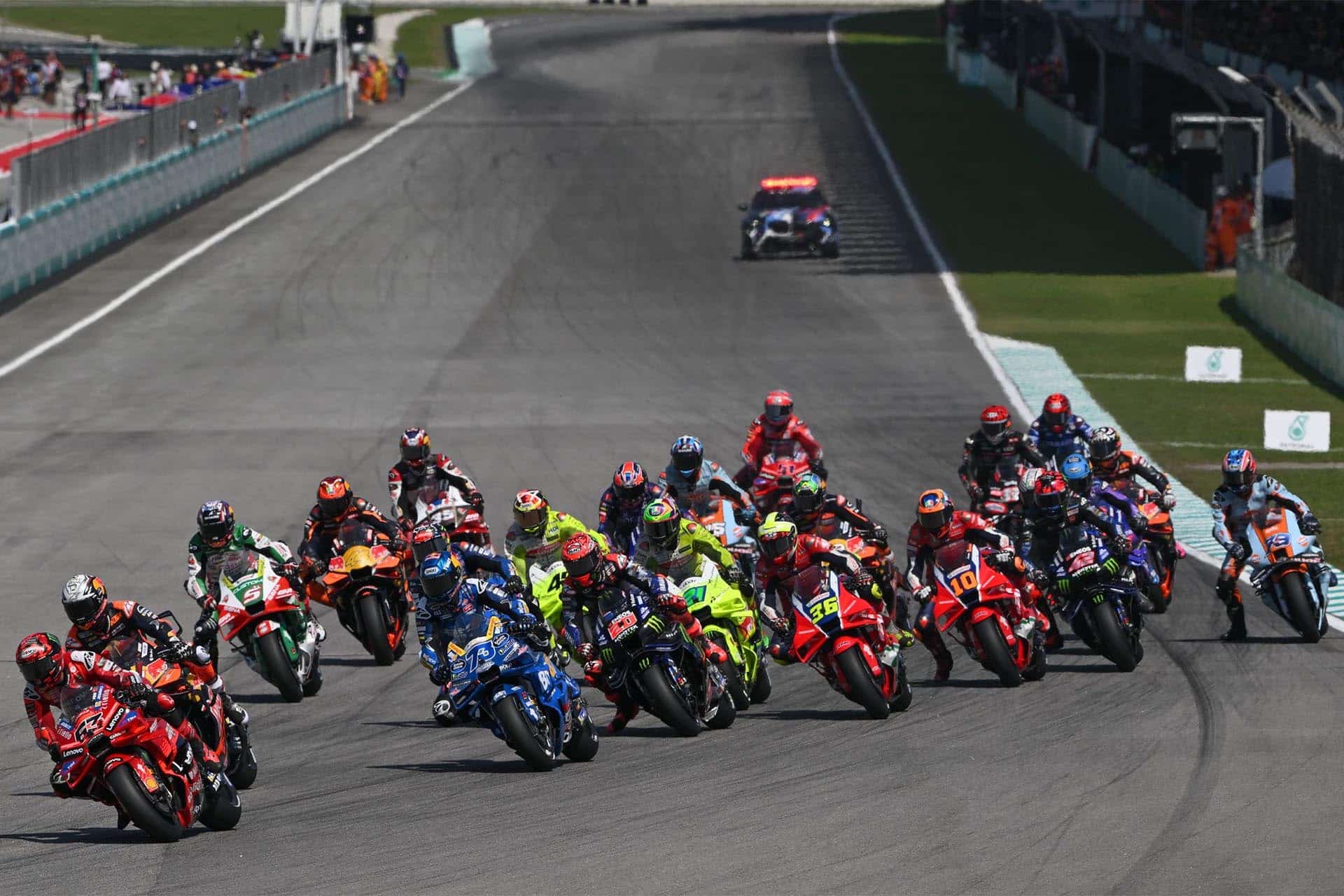 Liberty 面临的挑战包括与工厂达成协议