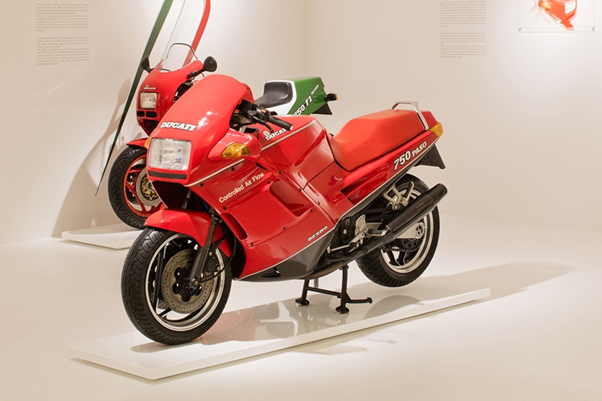 杜卡迪帕索 作者：Oberdan Bezzi：“适合那些无法忍受巨大跨界车的人”