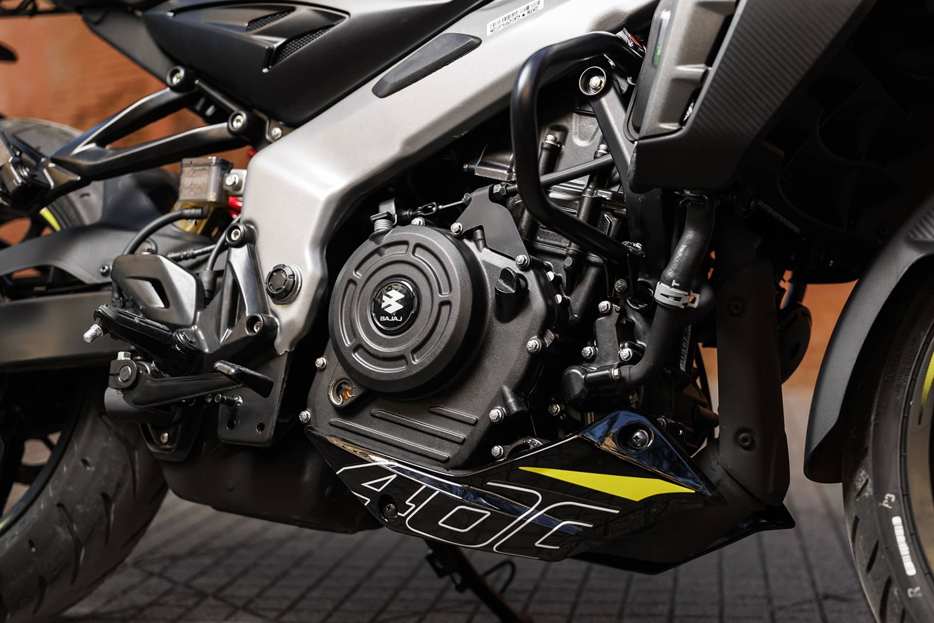 Bajaj 在半岛的所有 CO 中心启动 Pulsar NS125 和 NS400 试驾