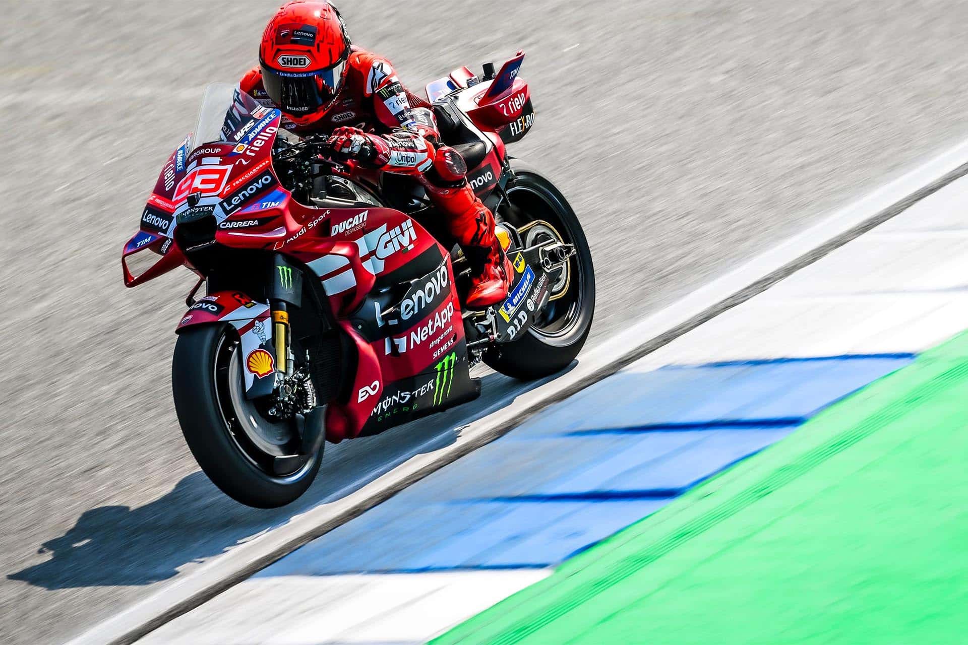 杜卡迪旗下所有摩托车都进入了前十名，除了皮罗（Pirro）取代了阿尔德格尔（Aldeguer）