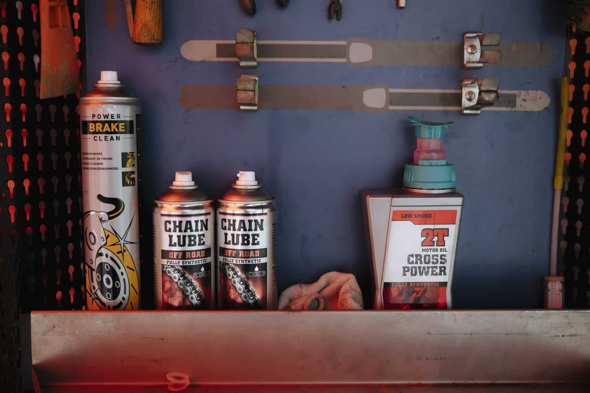 KTM 和 Husqvarna 通过提供完整的比赛援助来庆祝葡萄牙 6Days 100 周年