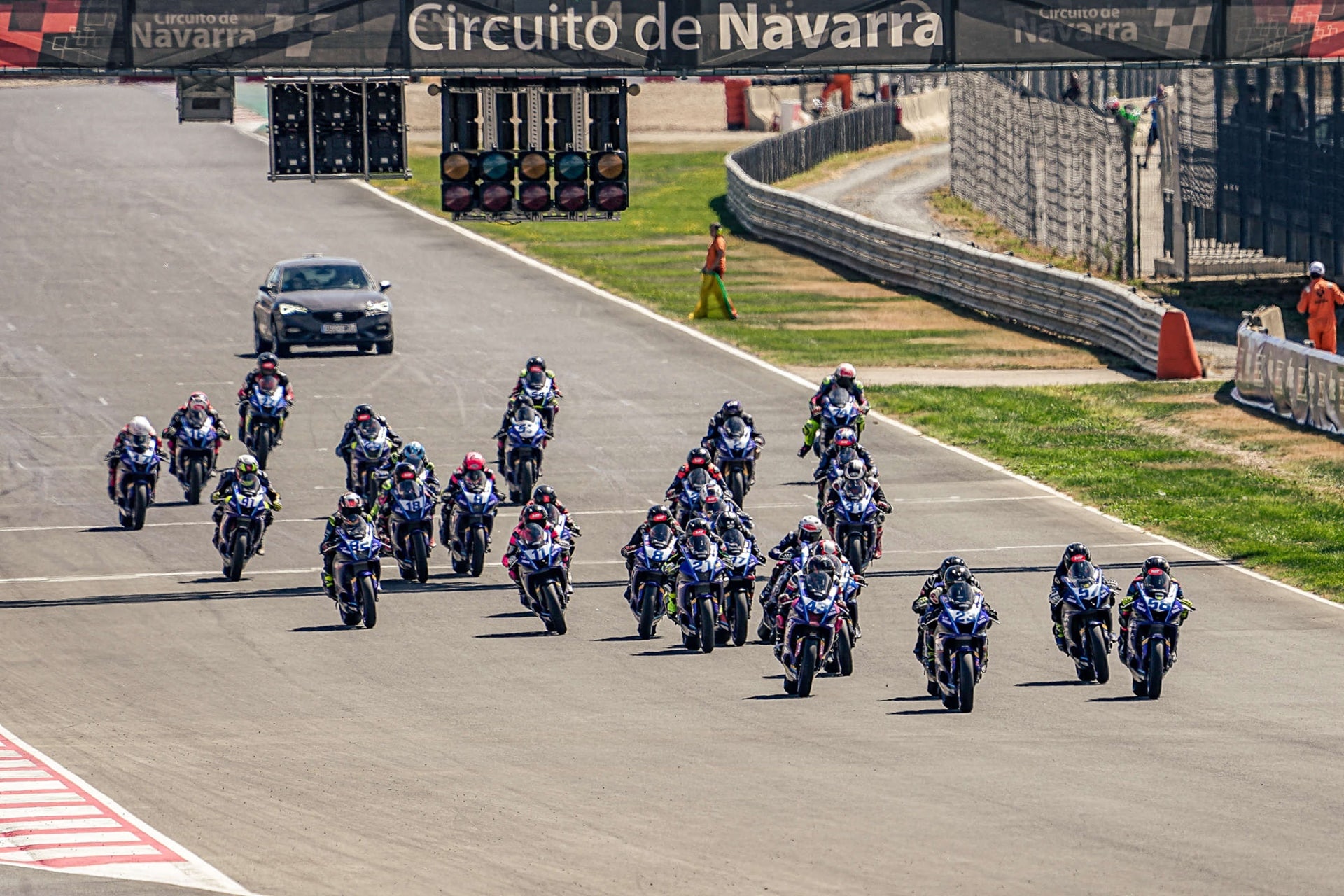 第五届雅马哈 R7 杯预热引擎