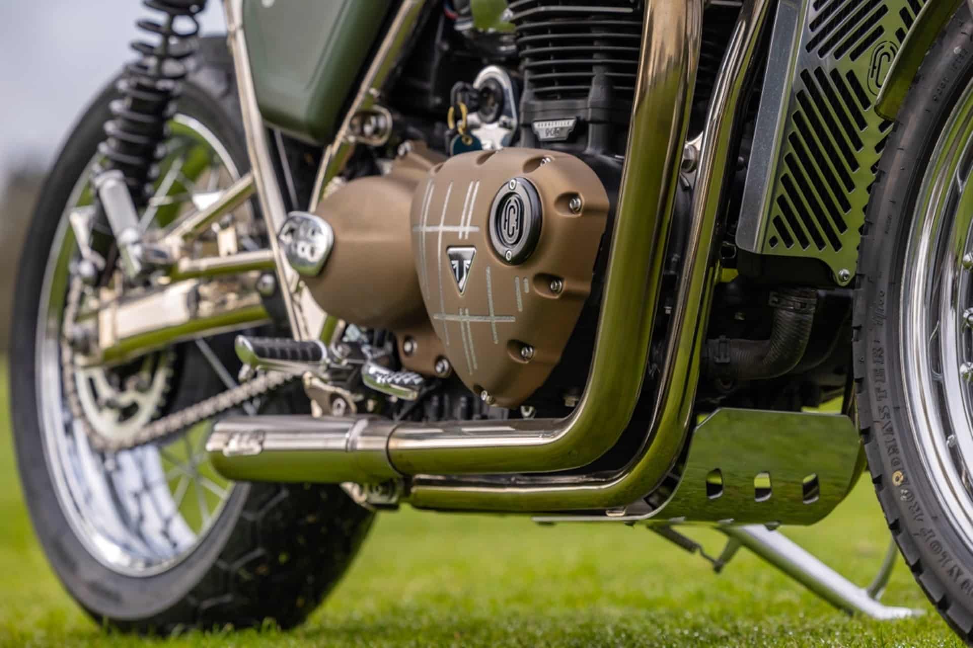 FCR Original 的 Triumph Bespoke 900